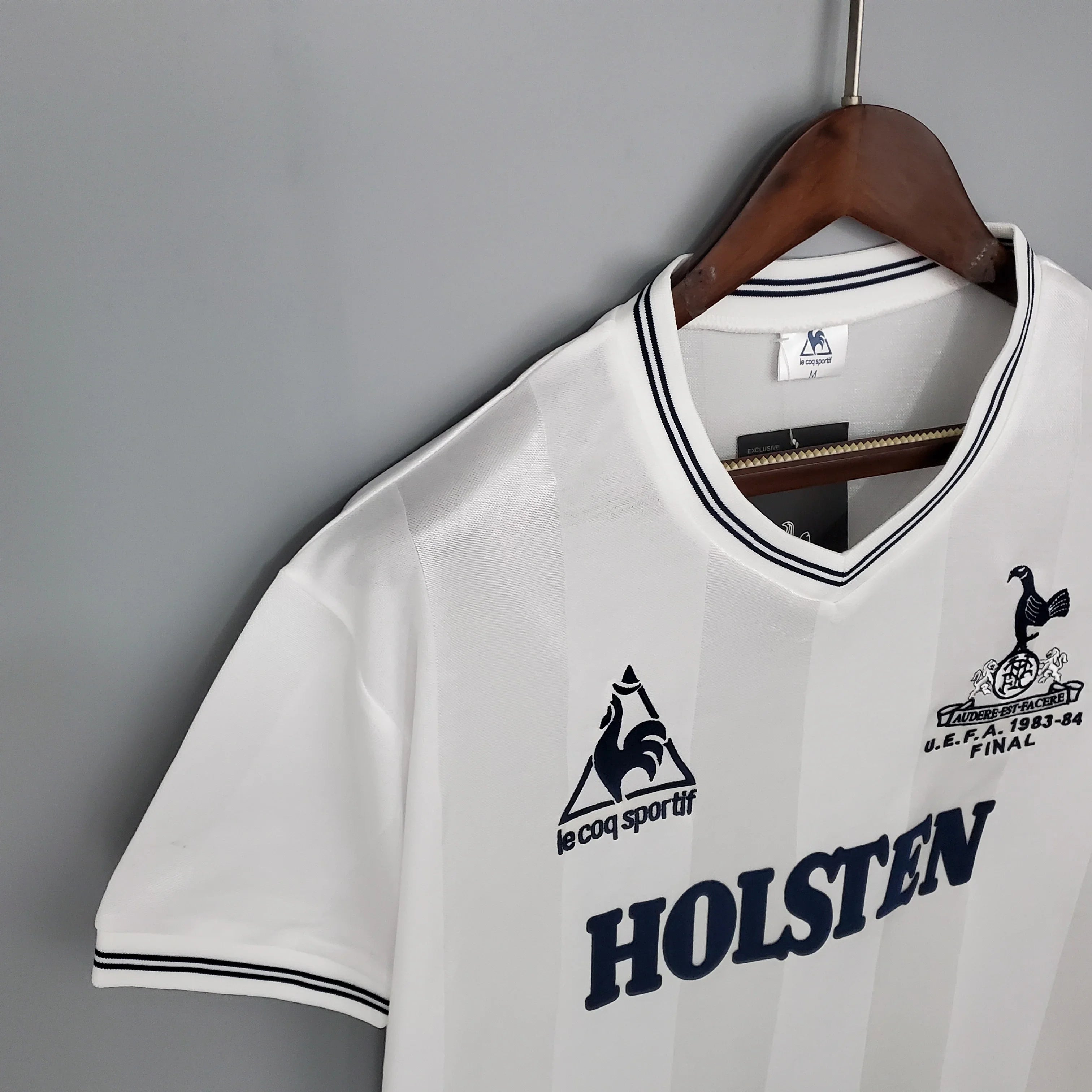 Camiseta Retro Tottenham 1983-84 - Fútbol Club Vintage