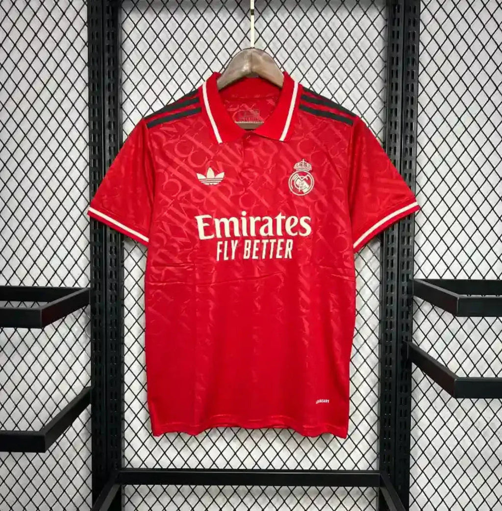 Camiseta Real Madrid Edición Especial Roja 2024-25 - Fútbol Club Vintage