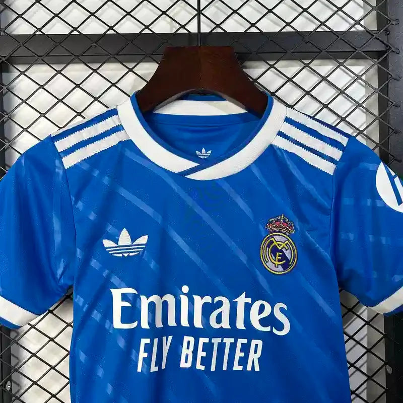 Real Madrid Niños Visitante (3ª) 2025-26 - Fútbol Club Vintage