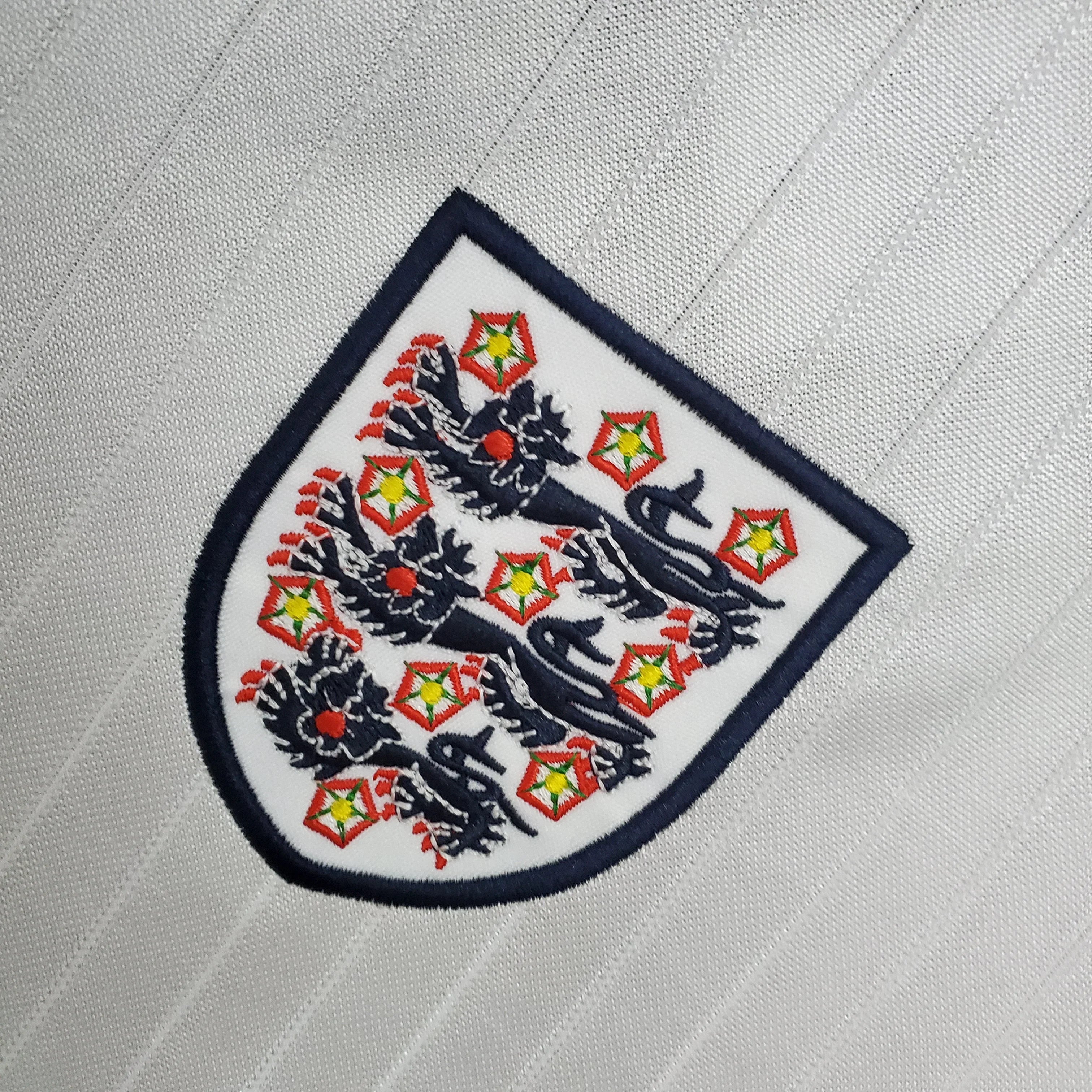 Camiseta Retro Inglaterra 1984-87 - Fútbol Club Vintage