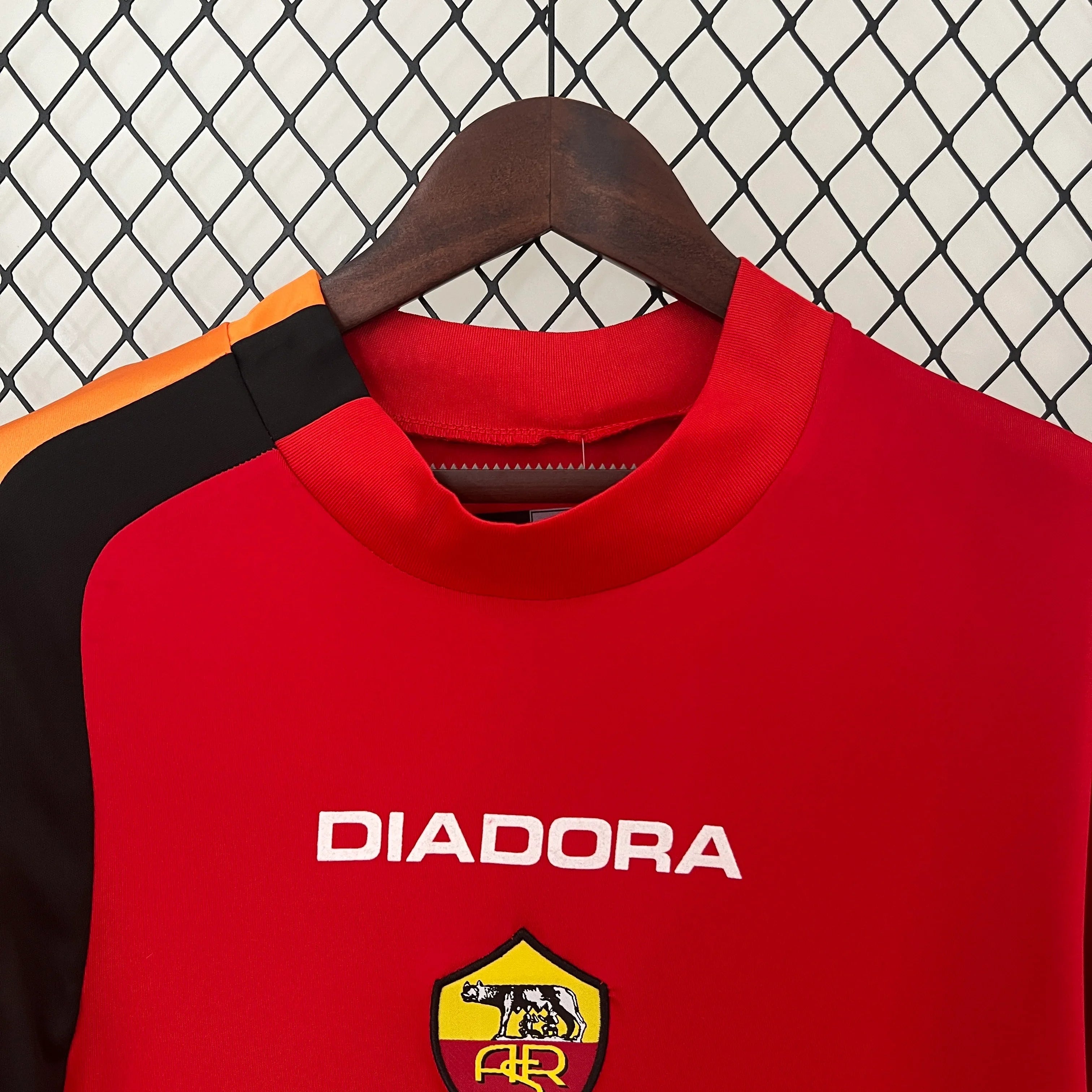 Camiseta Retro AC Roma 2004-05 - Fútbol Club Vintage