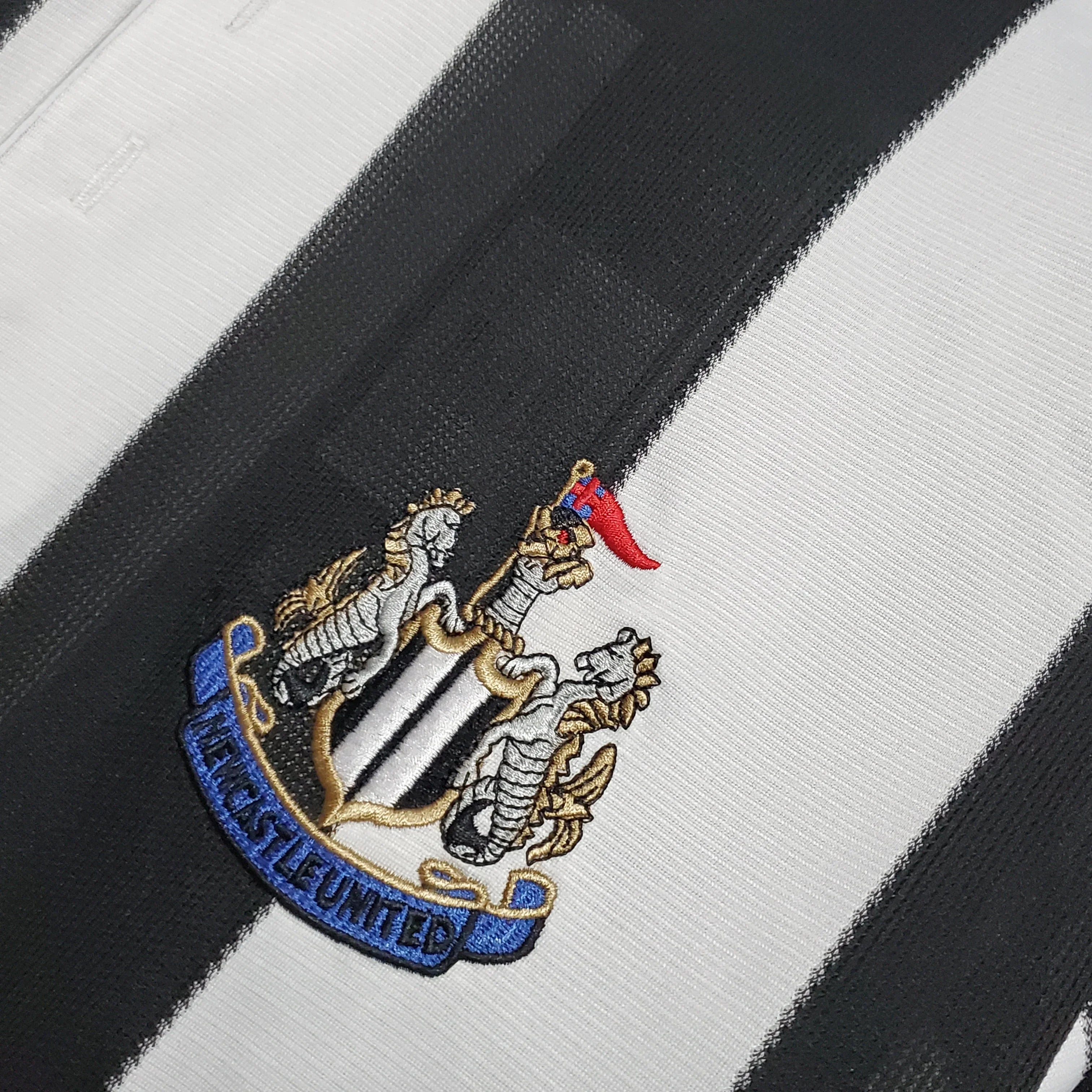 Camiseta Retro Newcastle United 1995-97 - Fútbol Club Vintage