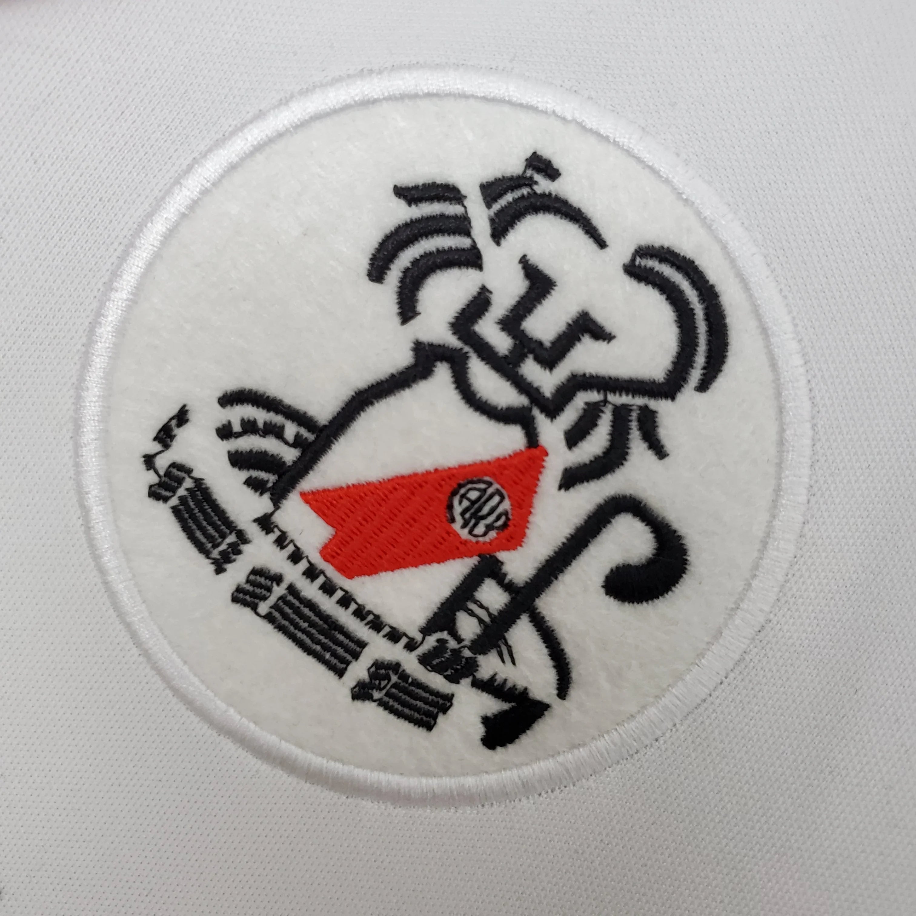 Camiseta Retro River Plate 1986 - Fútbol Club Vintage