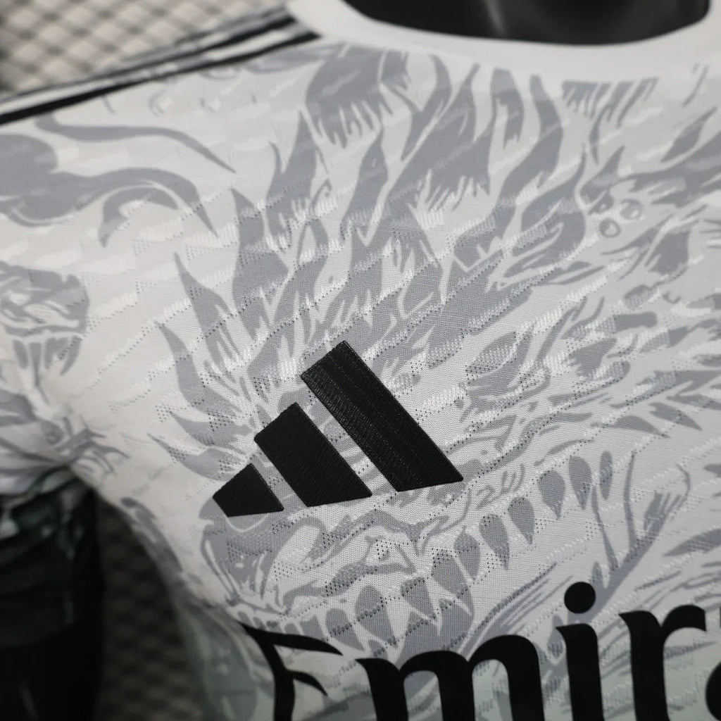 Camiseta Real Madrid Dragón 2024-25 - Fútbol Club Vintage