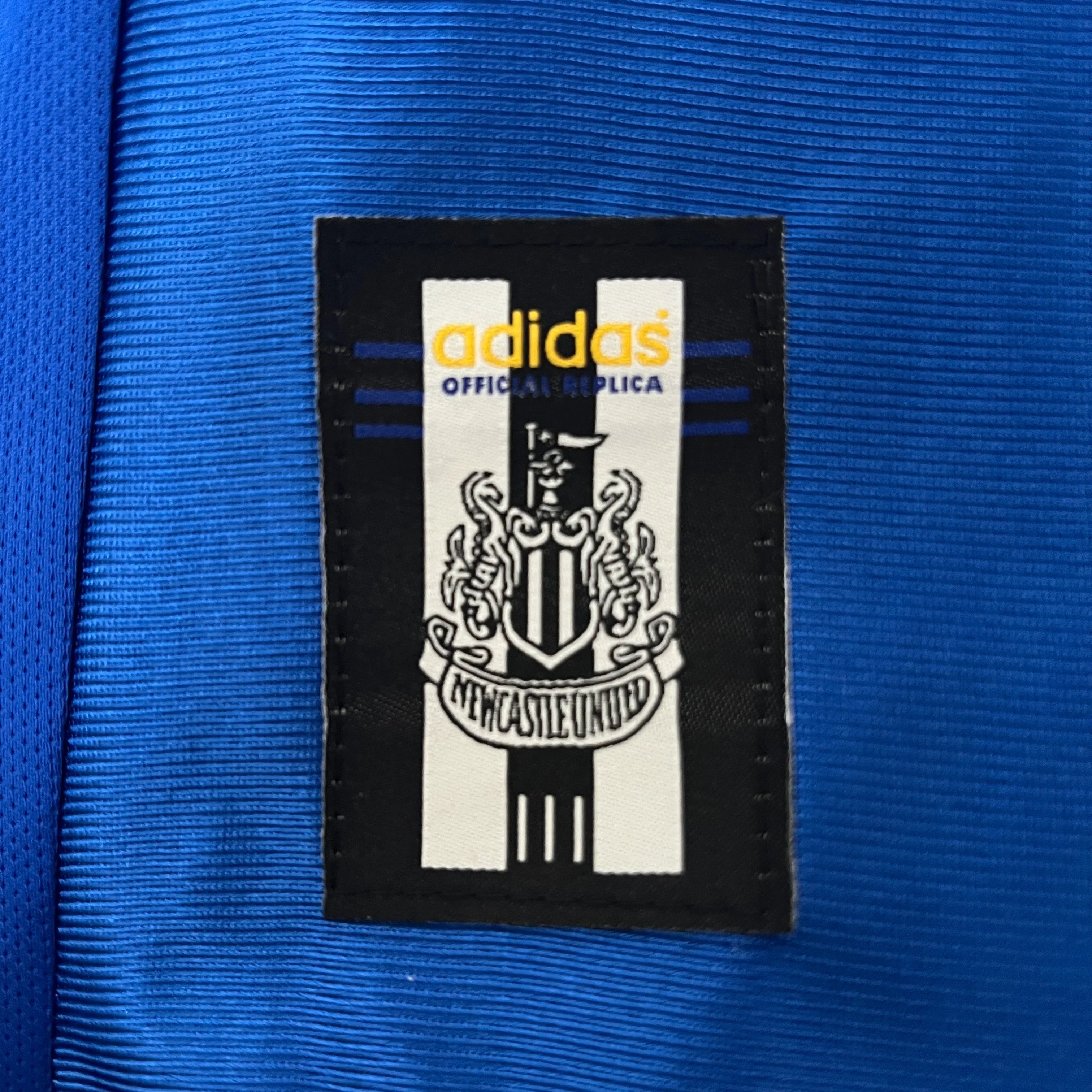 Camiseta Retro Newcastle United Visitante 1998-99 - Fútbol Club Vintage