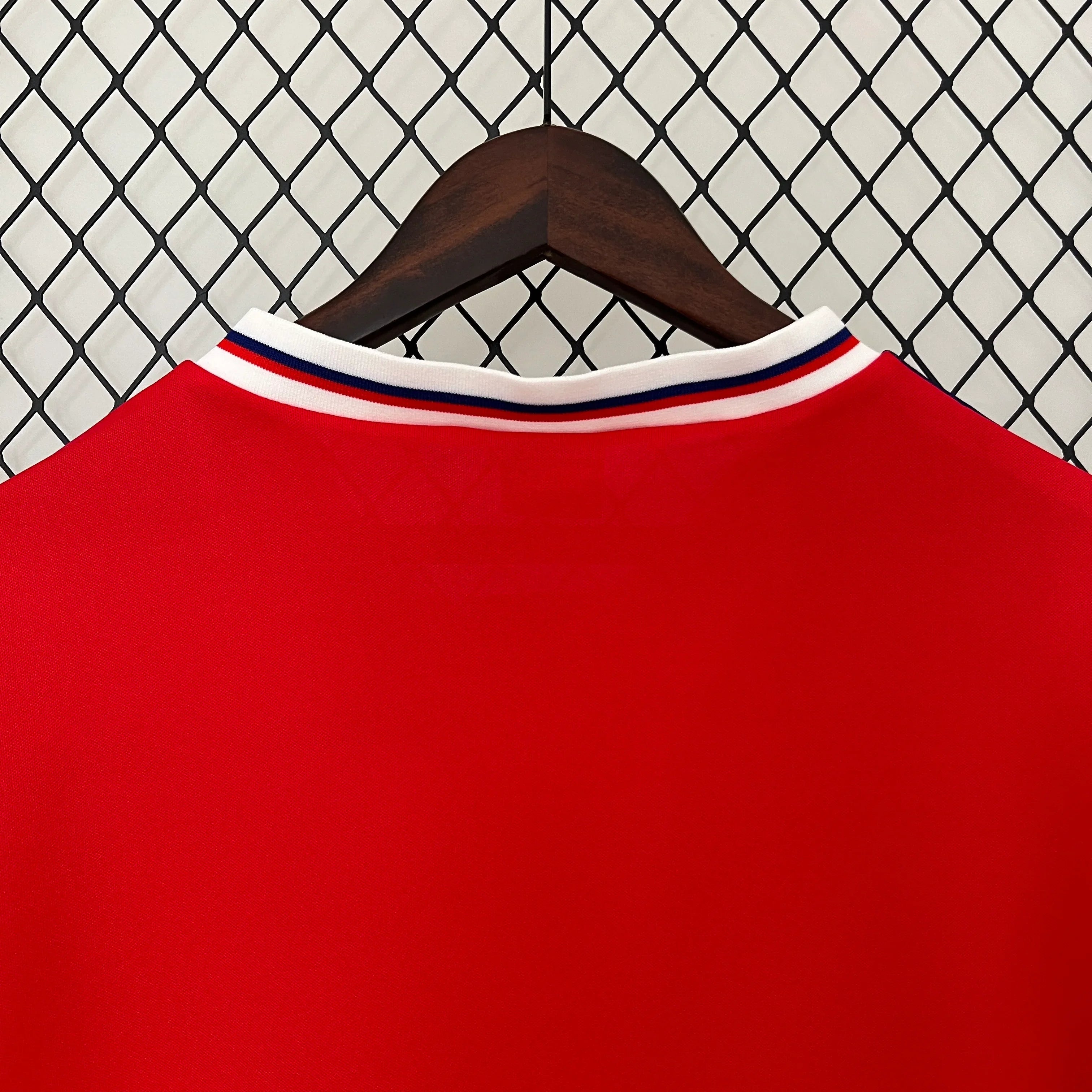 Camiseta Retro Inglaterra Visitante 1982 - Fútbol Club Vintage