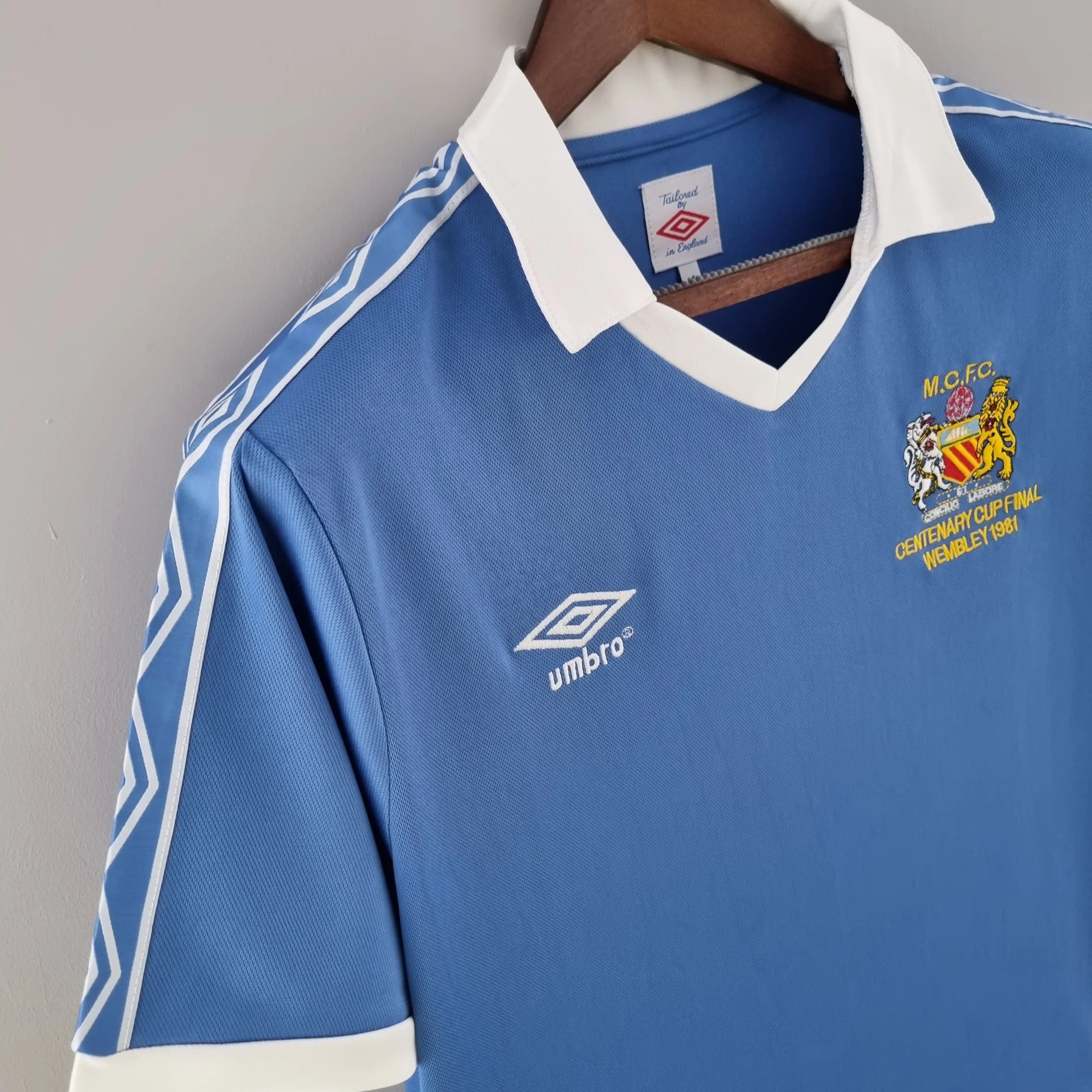 Camiseta Retro Manchester City FC 1981-82 - Fútbol Club Vintage