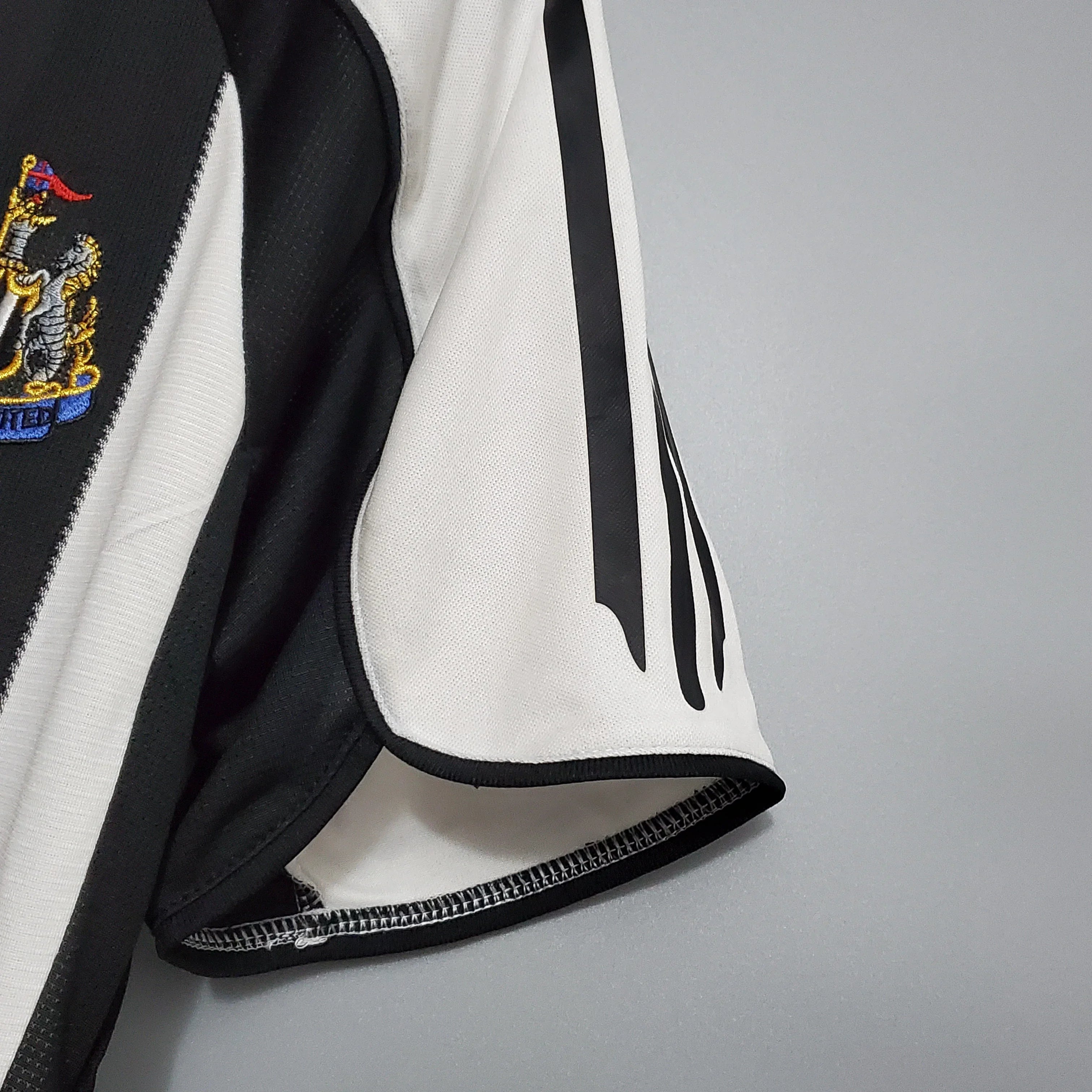 Camiseta Retro Newcastle United 2005-06 - Fútbol Club Vintage