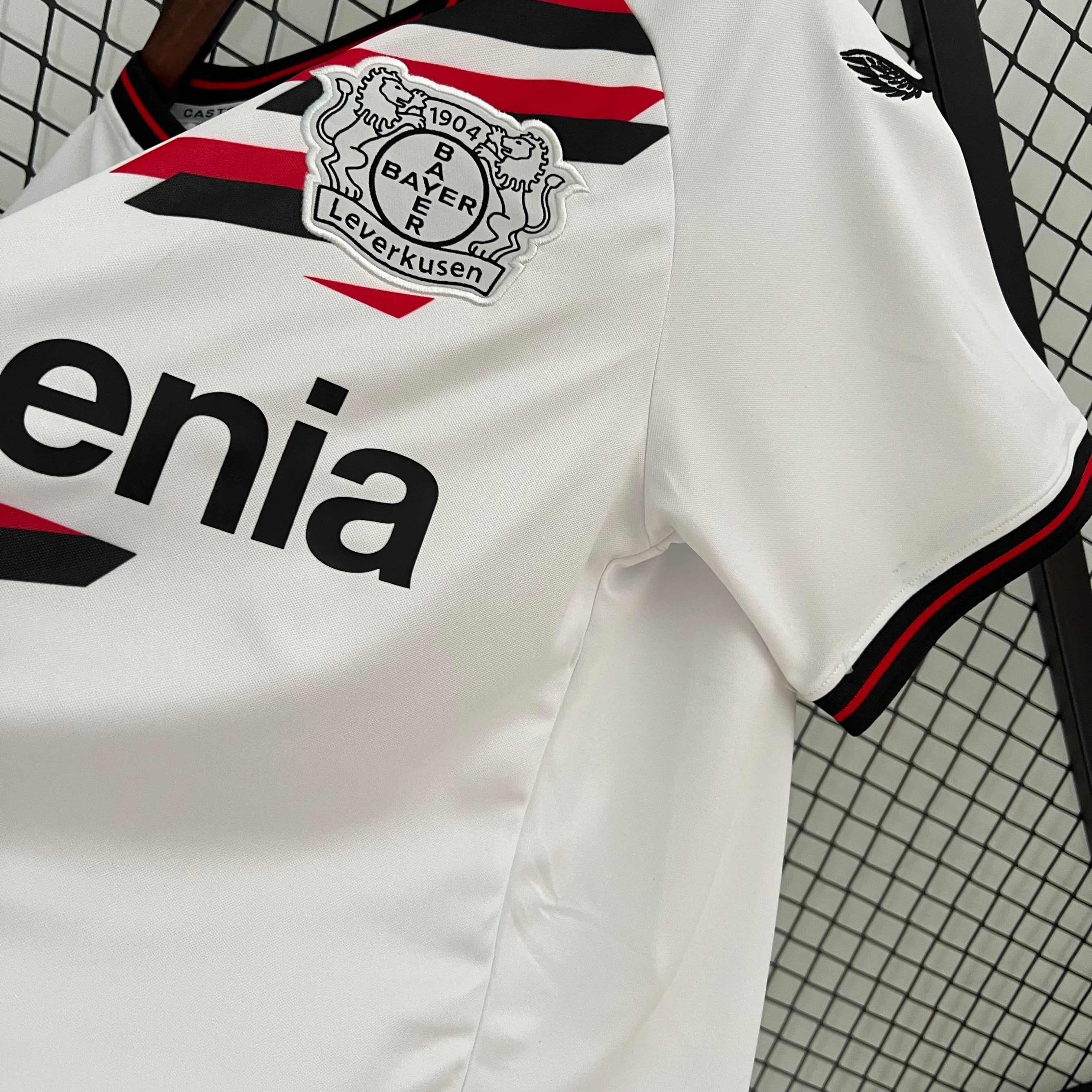 Camiseta Bayer Leverkusen 2023-24