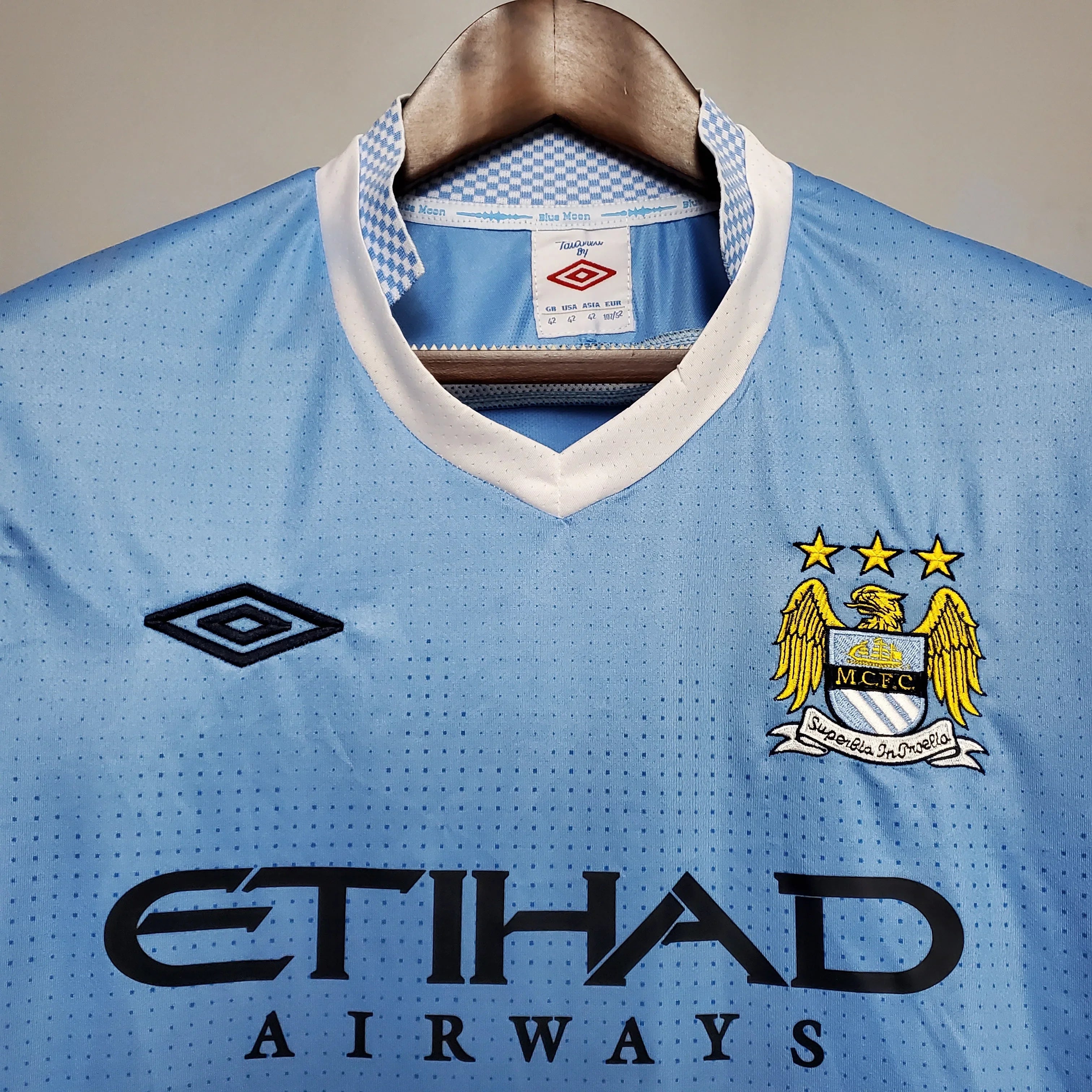 Camiseta Retro Manchester City FC 2011-12 - Fútbol Club Vintage