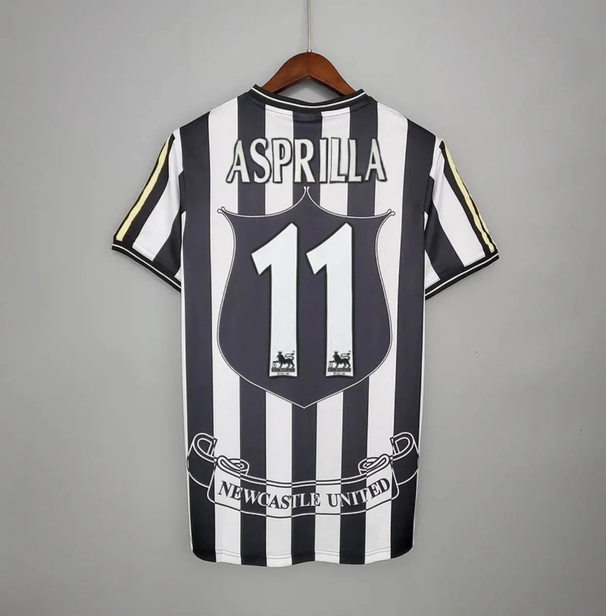 Camiseta Retro Asprilla Newcastle United 1997-99 - Fútbol Club Vintage