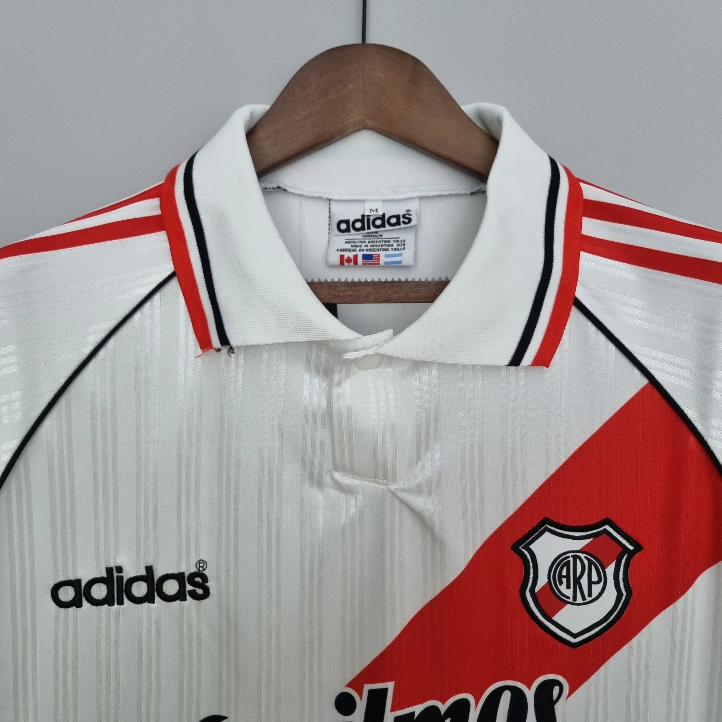 Camiseta Retro River Plate 1995-96 - Fútbol Club Vintage