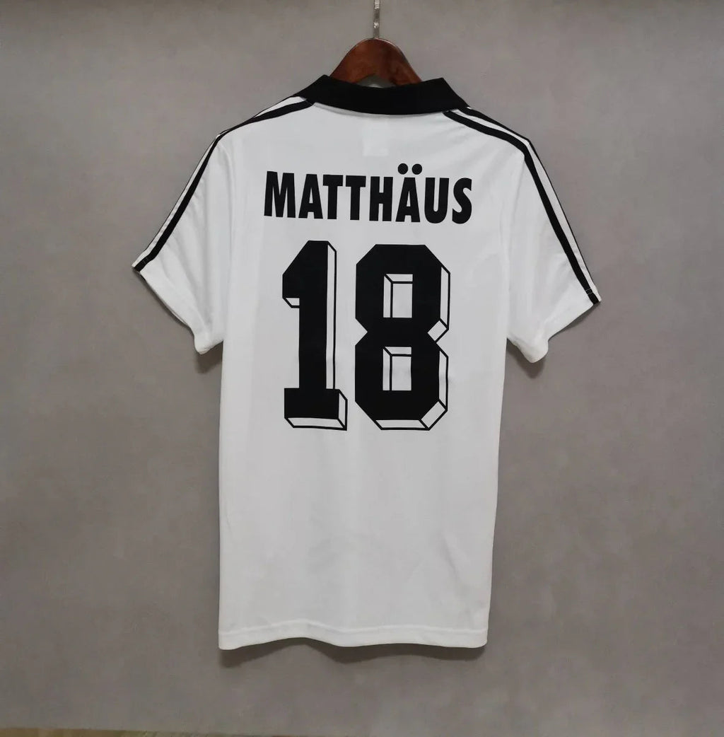 Matthäus Alemania 1980 - Fútbol Club Vintage