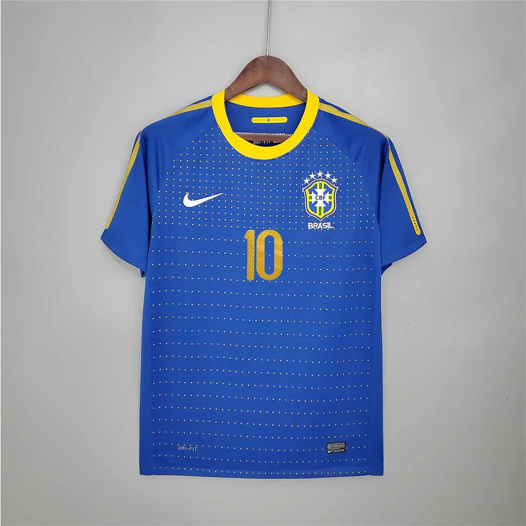 Camiseta Retro Kaká Brasil Visitante 2010 - Fútbol Club Vintage