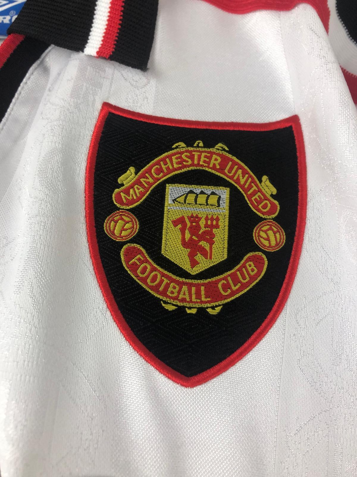Camiseta Retro Beckham Manchester United FC Visitante 1997-98 - Fútbol Club Vintage
