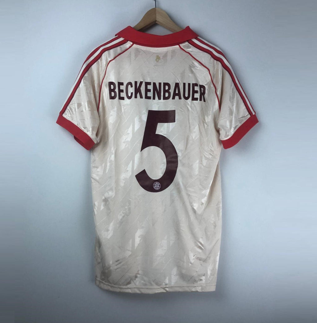 Camiseta Retro Beckenbauer Edición Especial FC Bayern Múnich 2024-25
