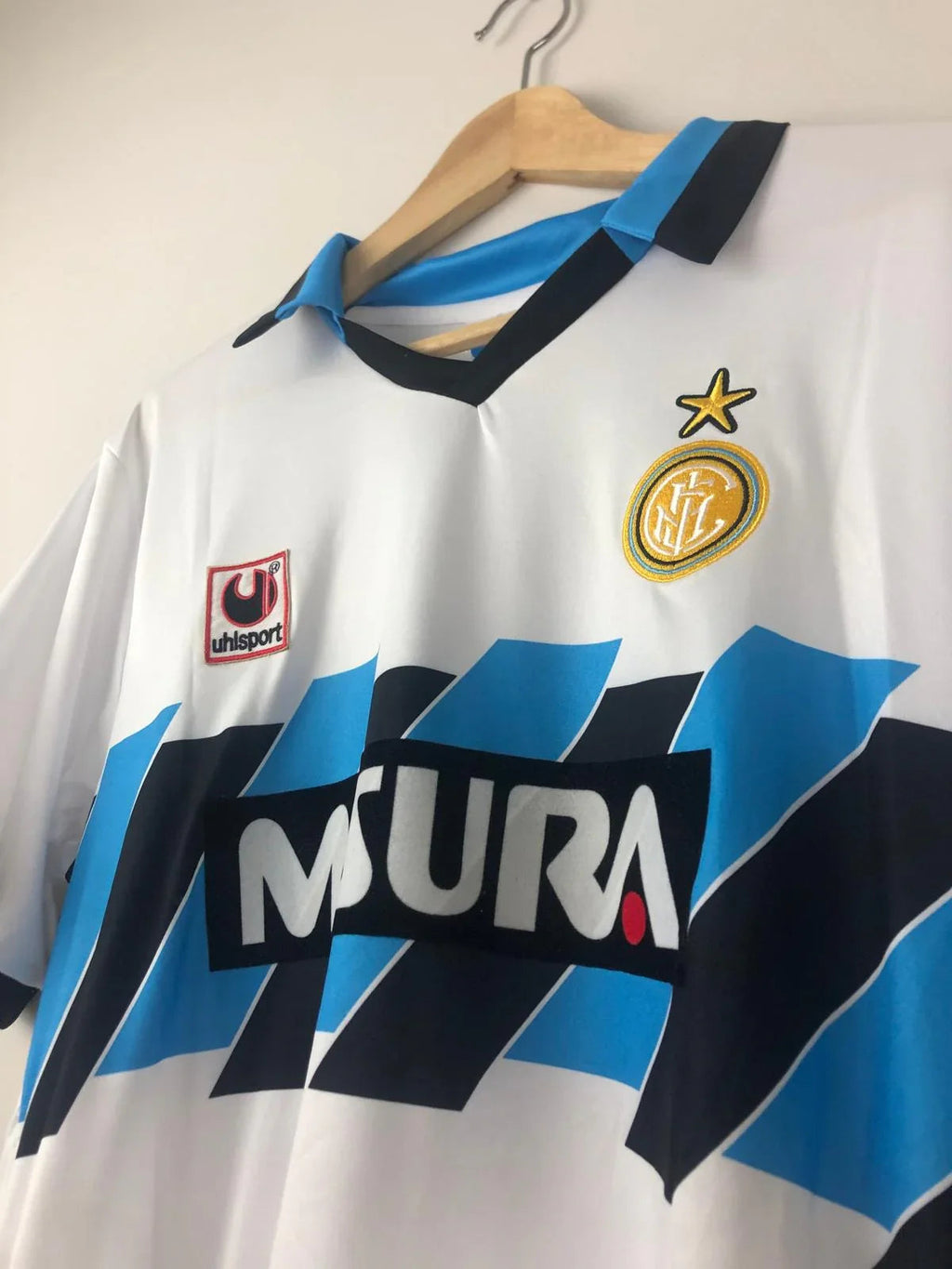 Camiseta Retro Brehme Inter Milán Visitante 1990-91 - Fútbol Club Vintage