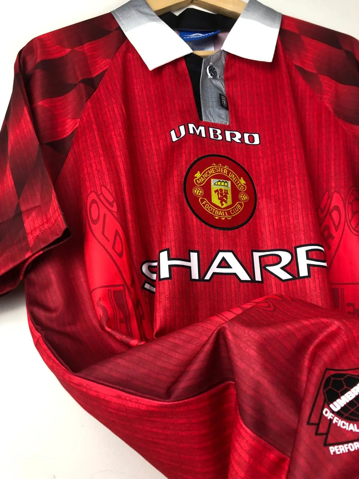 Camiseta Retro Cantona Manchester United FC 1996 - Fútbol Club Vintage