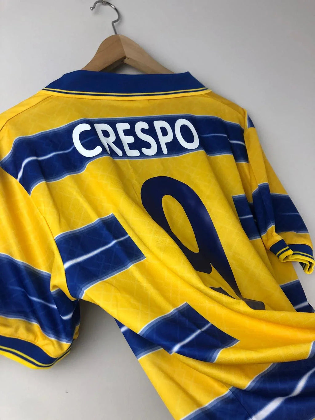 Camiseta Retro Crespo Parma FC 1998-99 - Fútbol Club Vintage