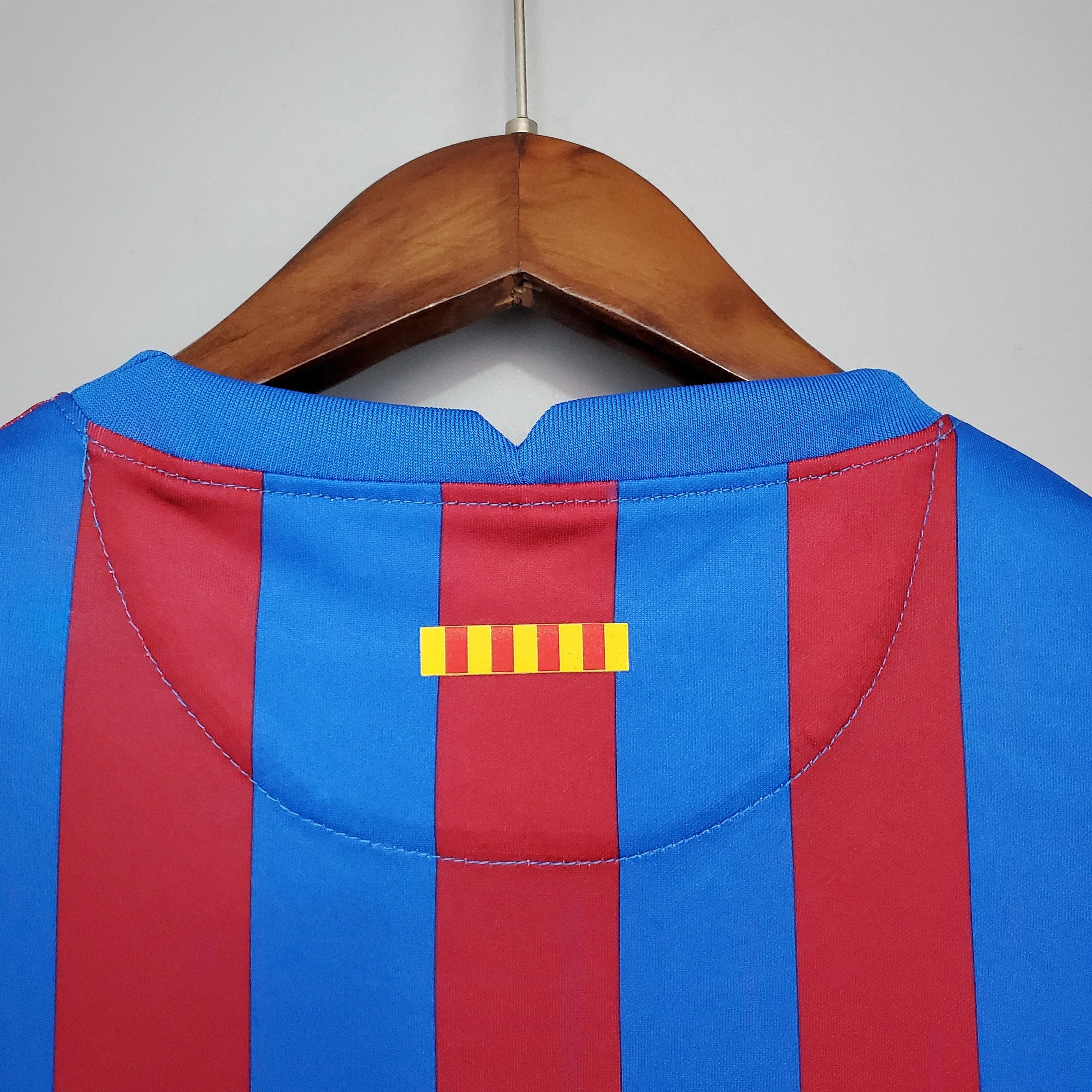 Camiseta Retro FC Barcelona 2021-22 - Fútbol Club Vintage