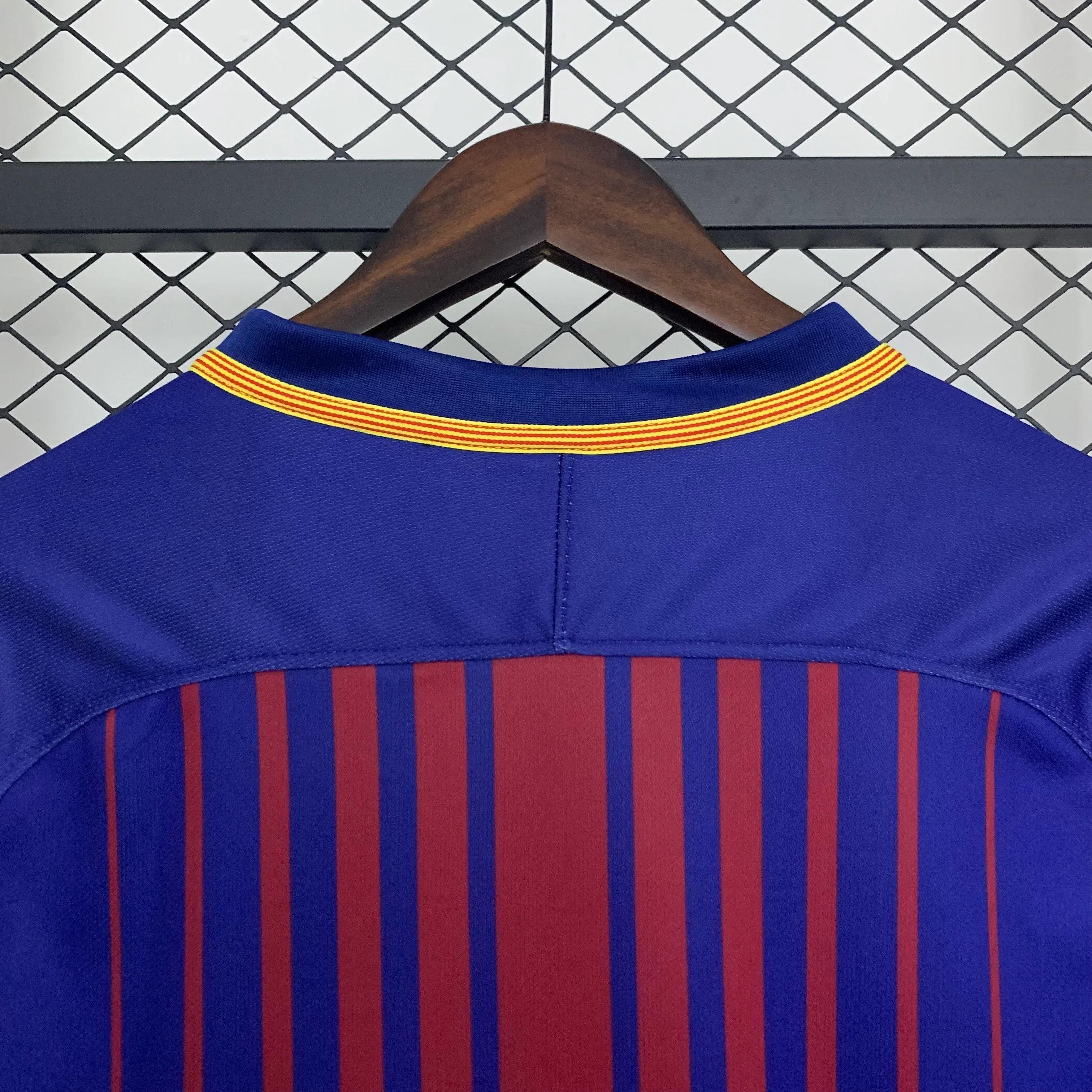 Camiseta Retro FC Barcelona Manga Larga 2017-18 - Fútbol Club Vintage