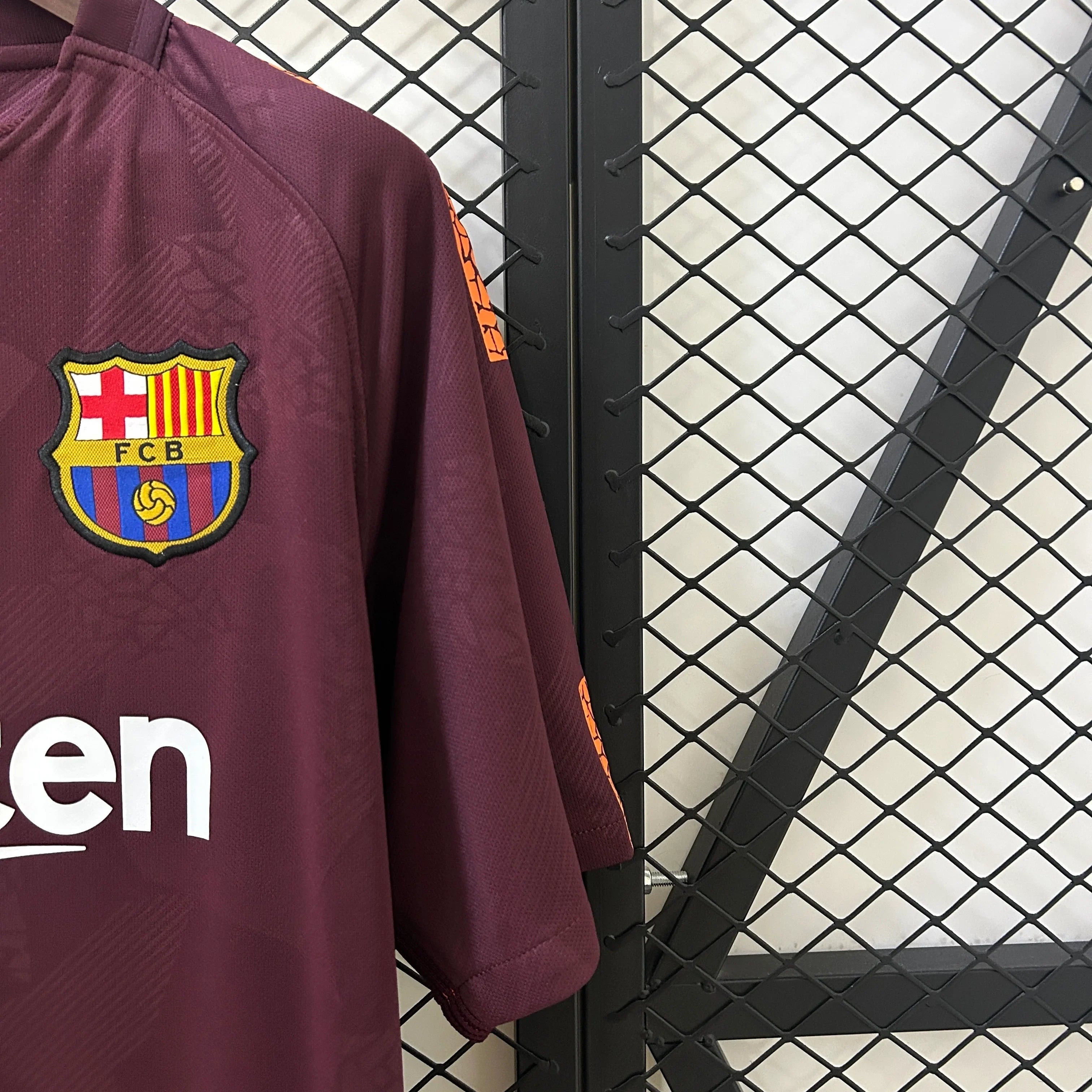 Camiseta Retro FC Barcelona Visitante 2017-18 - Fútbol Club Vintage