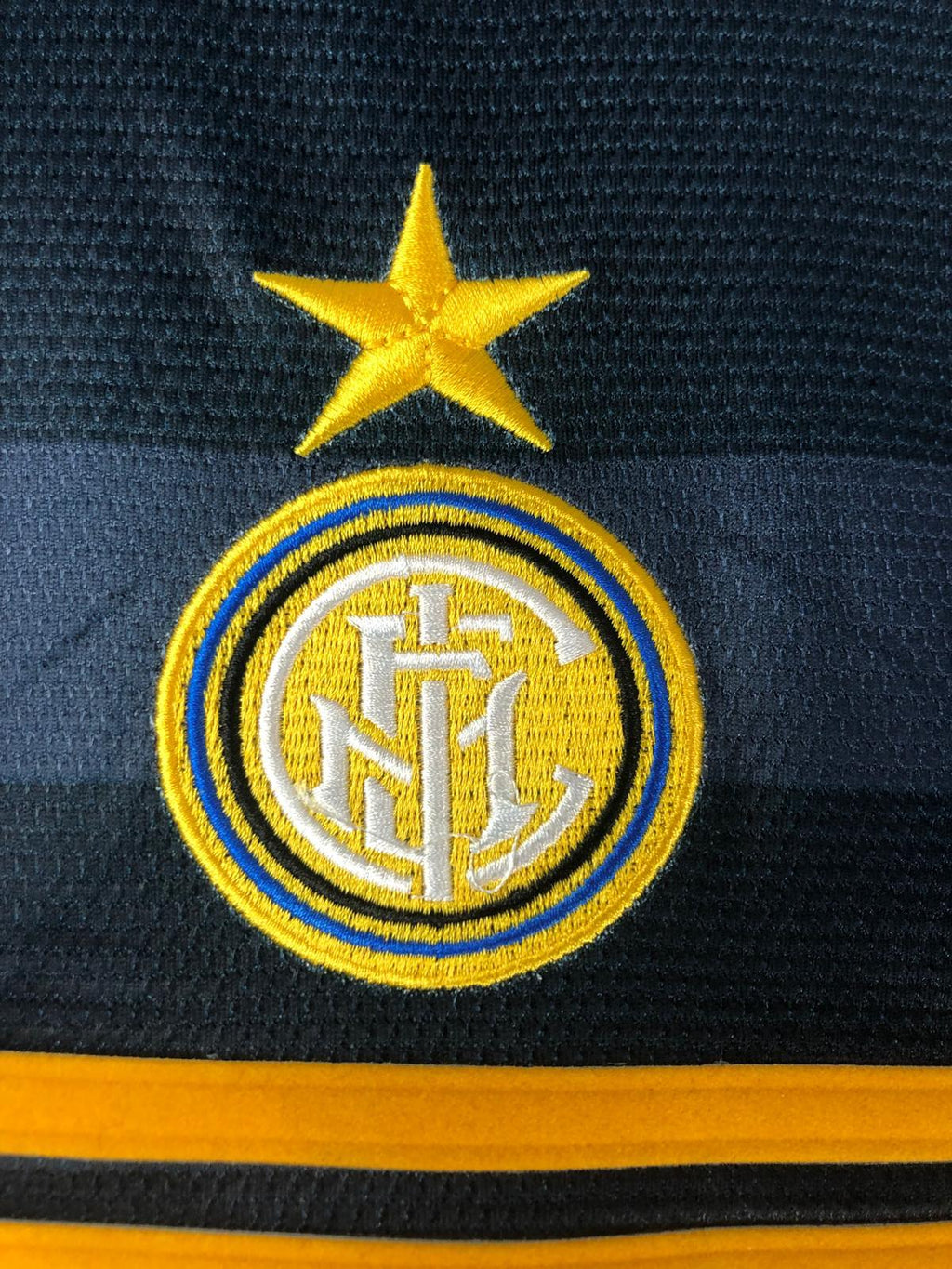 Camiseta Retro Ronaldo Inter Milán Visitante 1997-98 - Fútbol Club Vintage