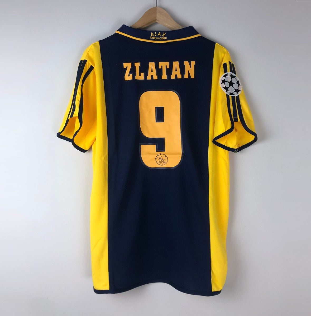 Camiseta Retro Zlatan Ibrahimovic AFC Ajax Visitante 2000-01