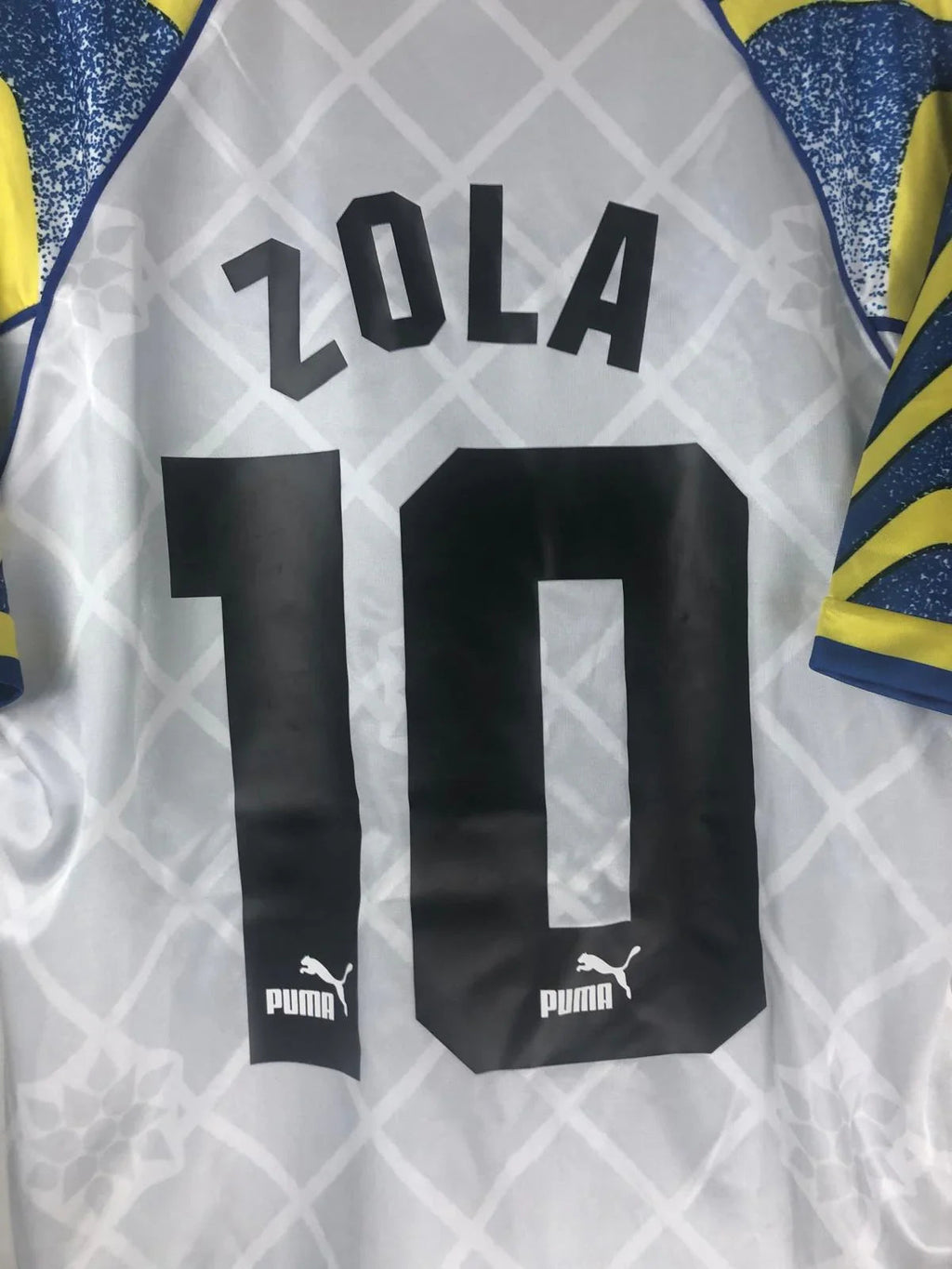 Camiseta Retro Zola Parma FC Visitante 1995-96 - Fútbol Club Vintage