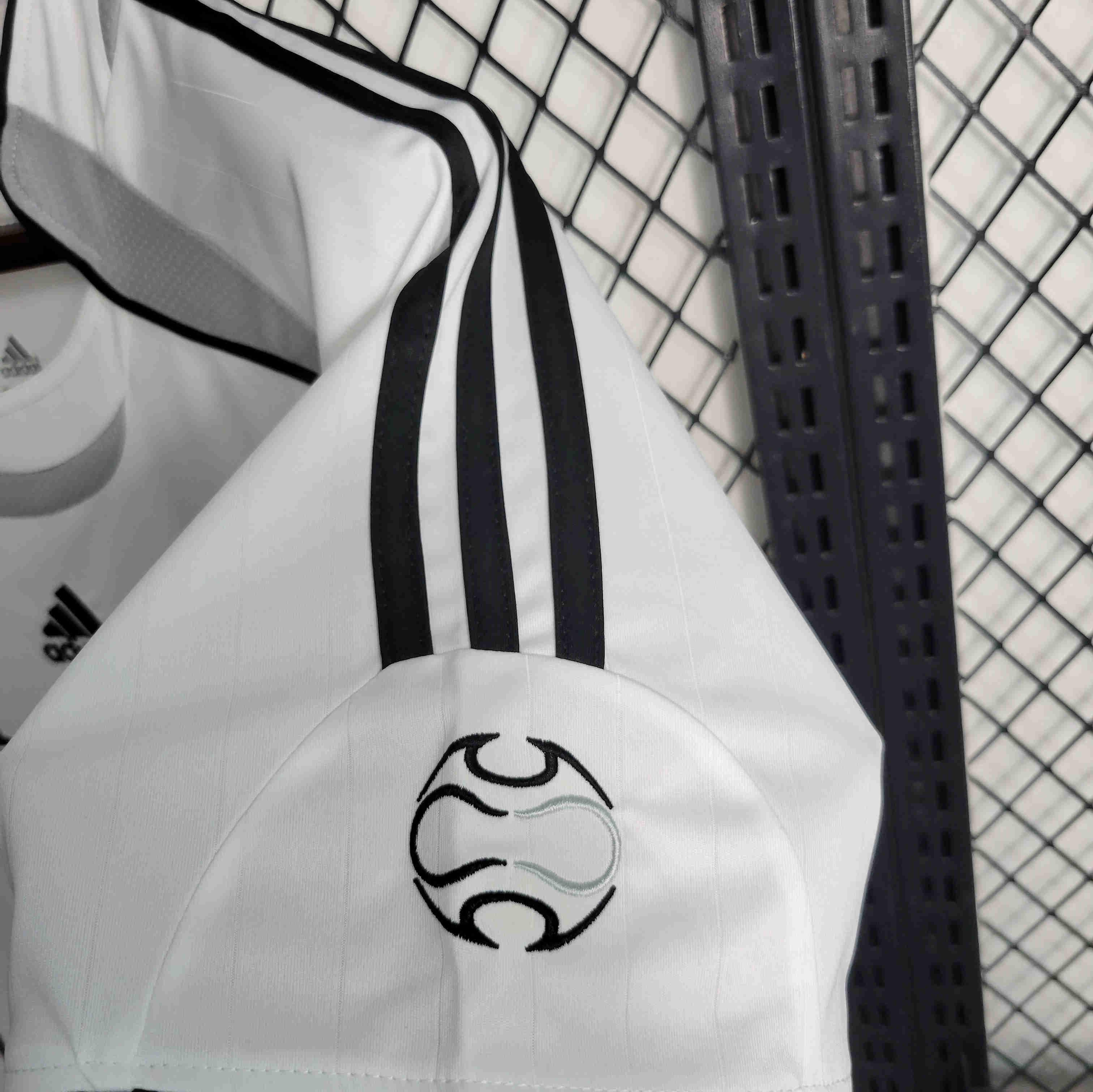 Real Madrid Manga Larga 2006 - Fútbol Club Vintage