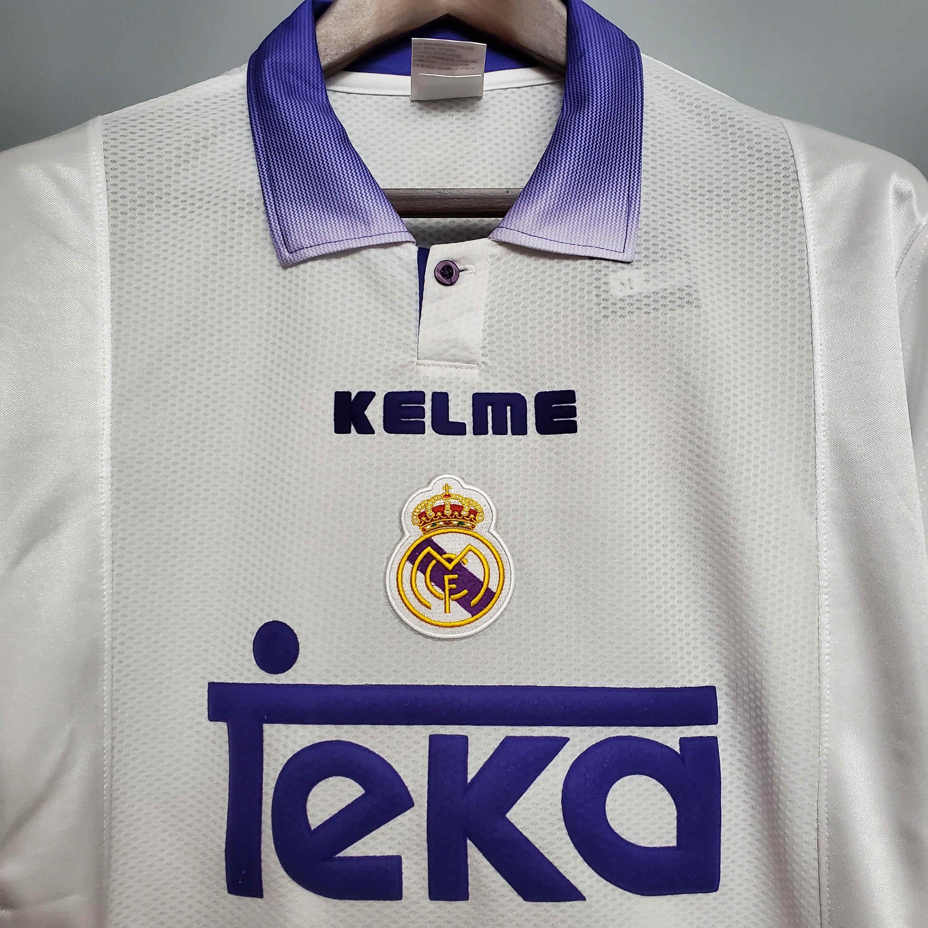 Camiseta Retro Real Madrid 1997-98 - Fútbol Club Vintage