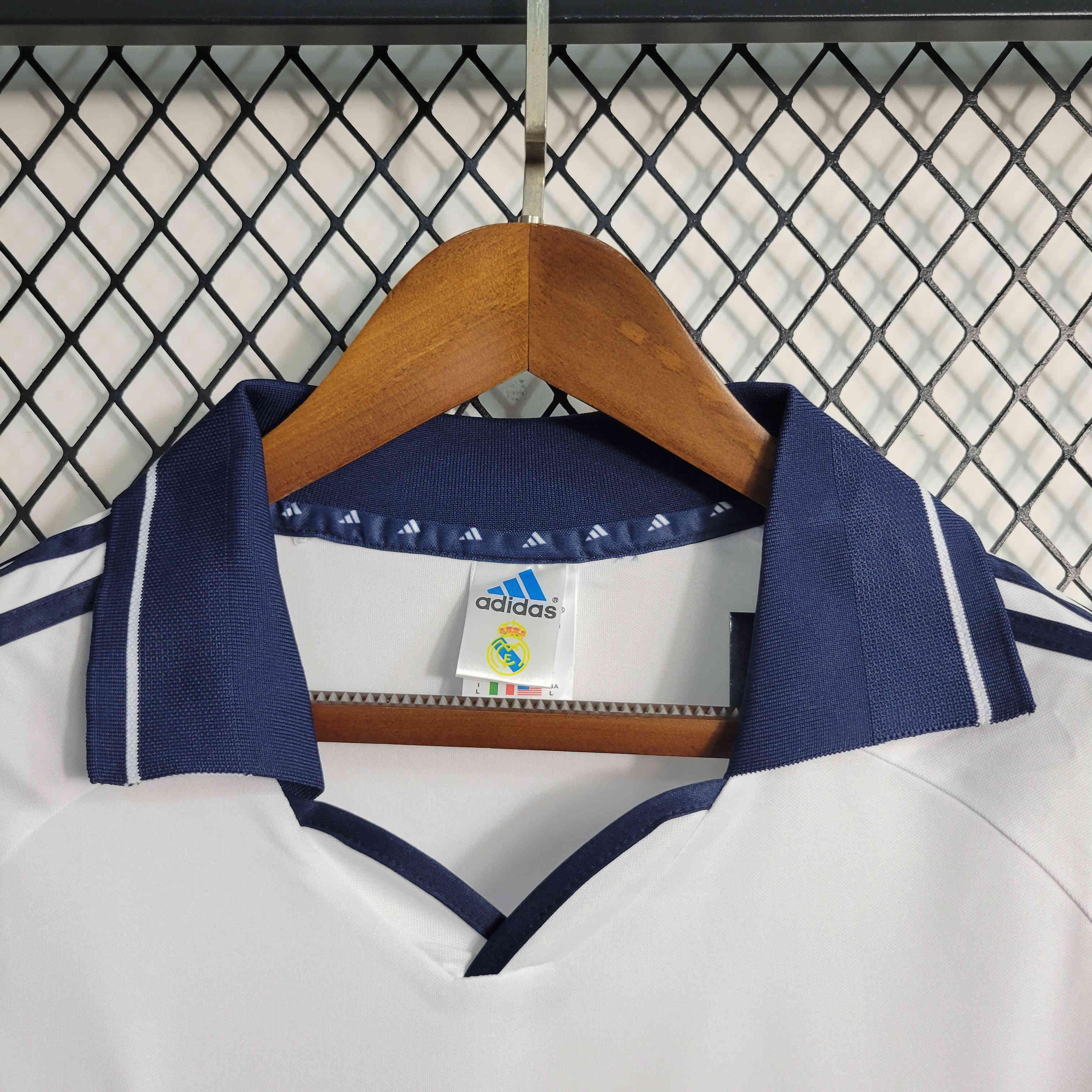 Camiseta Retro Real Madrid Manga Larga 2000-01 - Fútbol Club Vintage