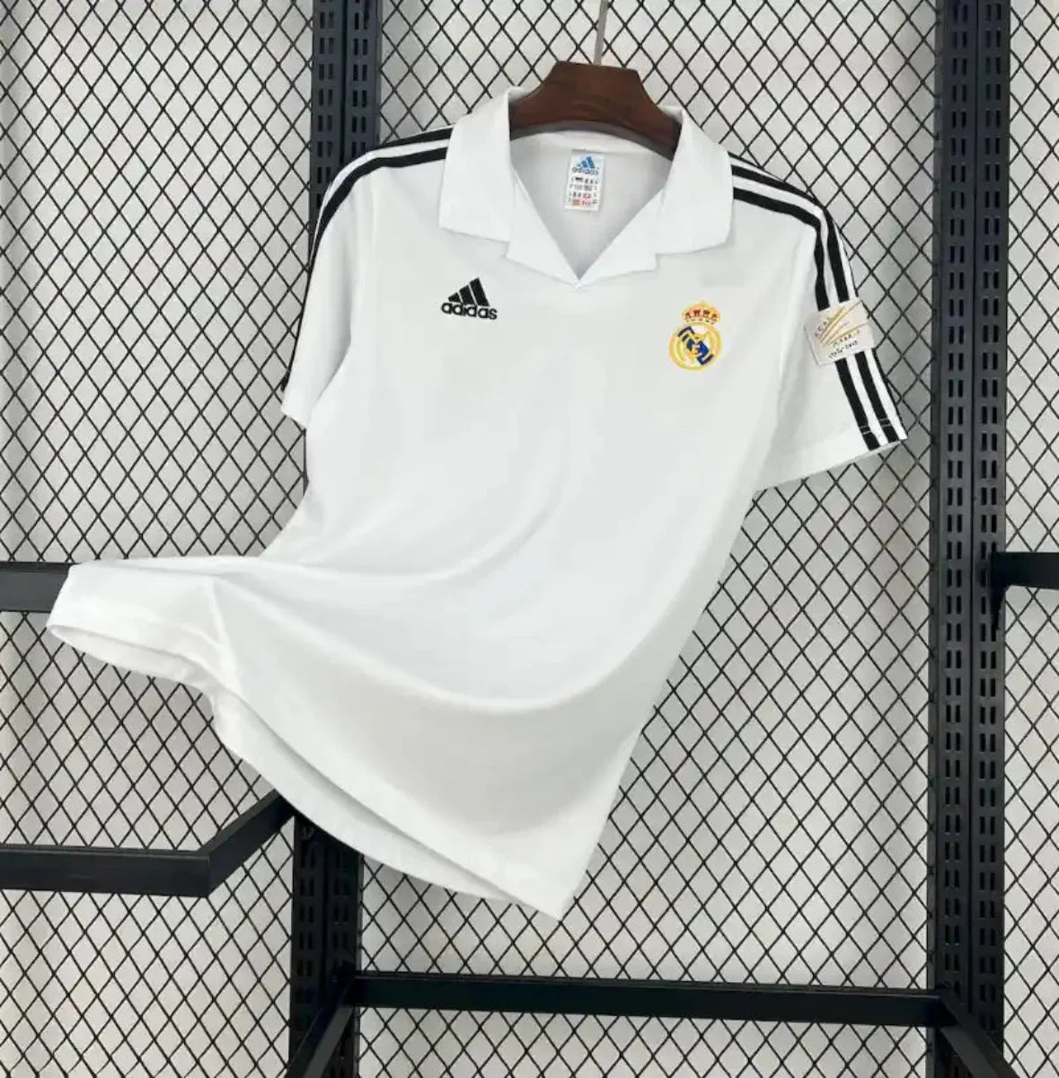 Camiseta Clásica Real Madrid 2001-02 - Fútbol Club Vintage