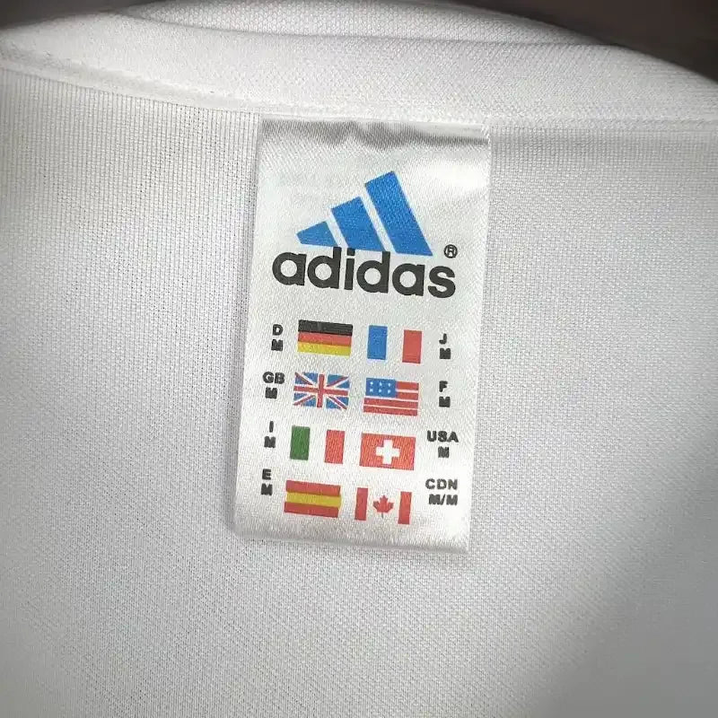 Camiseta Clásica Real Madrid 2001-02 - Fútbol Club Vintage