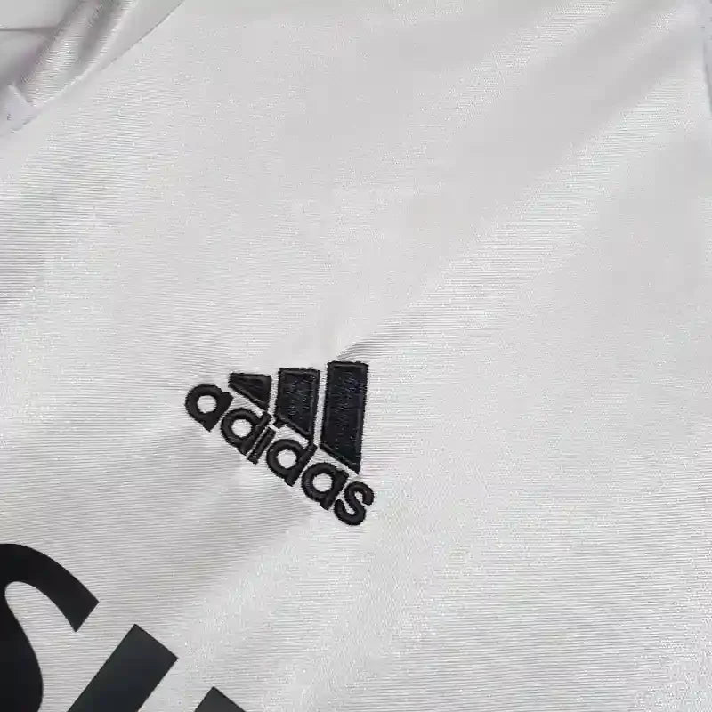 Camiseta Retro Real Madrid 2004-05 - Fútbol Club Vintage
