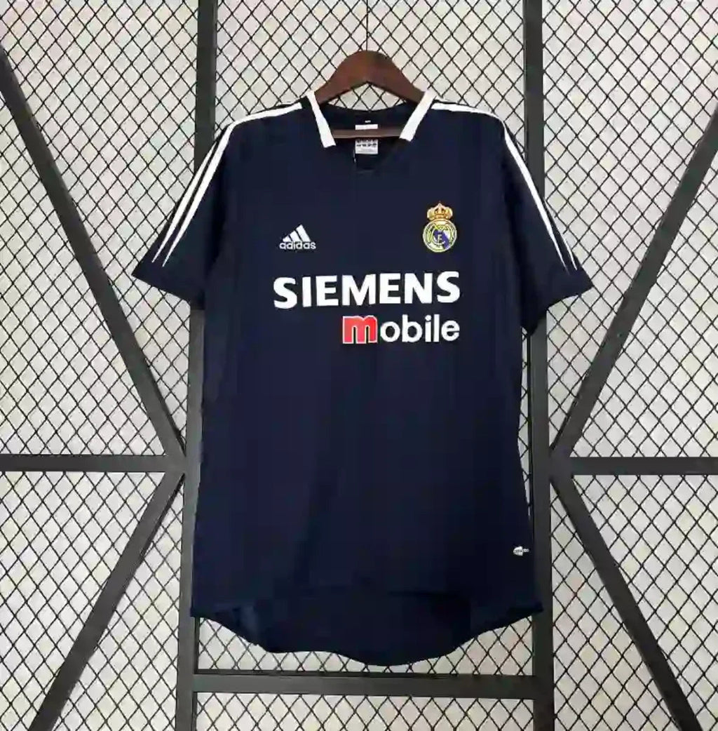 Camiseta Retro Real Madrid Visitante 2004-05 - Fútbol Club Vintage