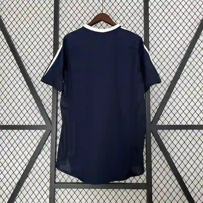 Camiseta Retro Real Madrid Visitante 2004-05 - Fútbol Club Vintage