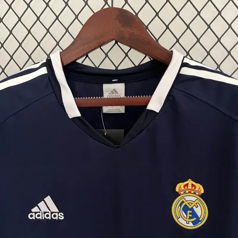 Camiseta Retro Real Madrid Visitante 2004-05 - Fútbol Club Vintage