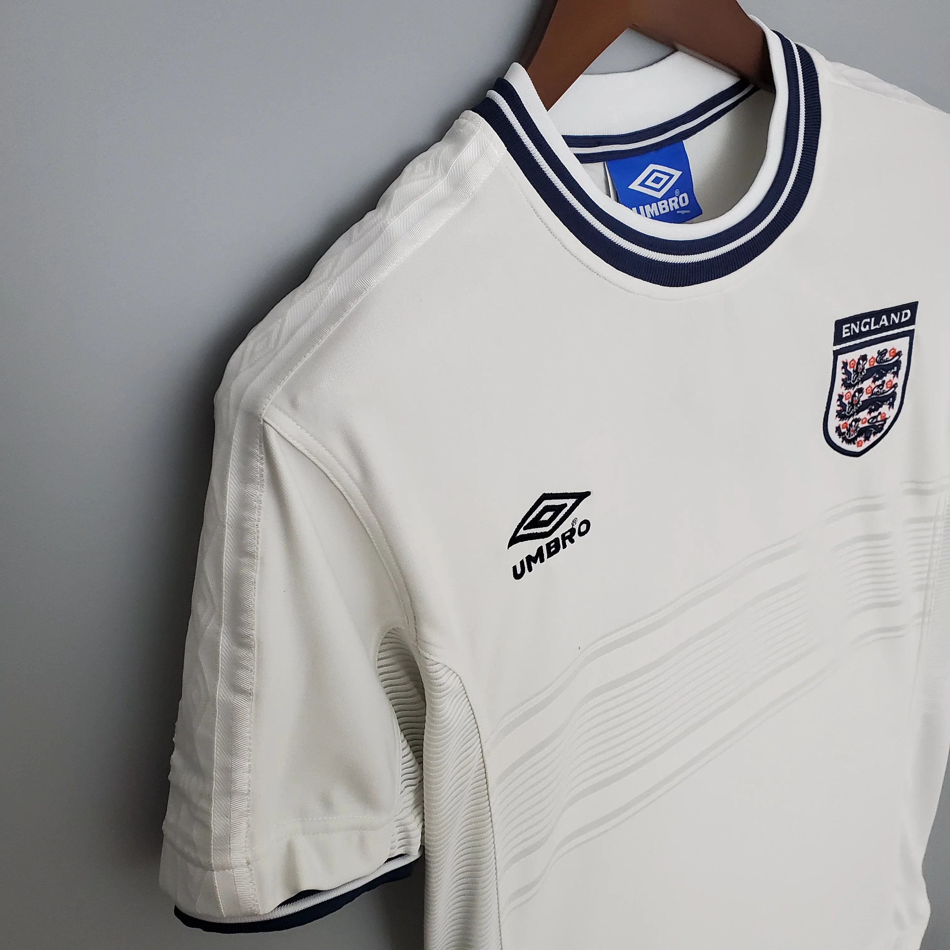 Camiseta Retro Inglaterra 2000 - Fútbol Club Vintage