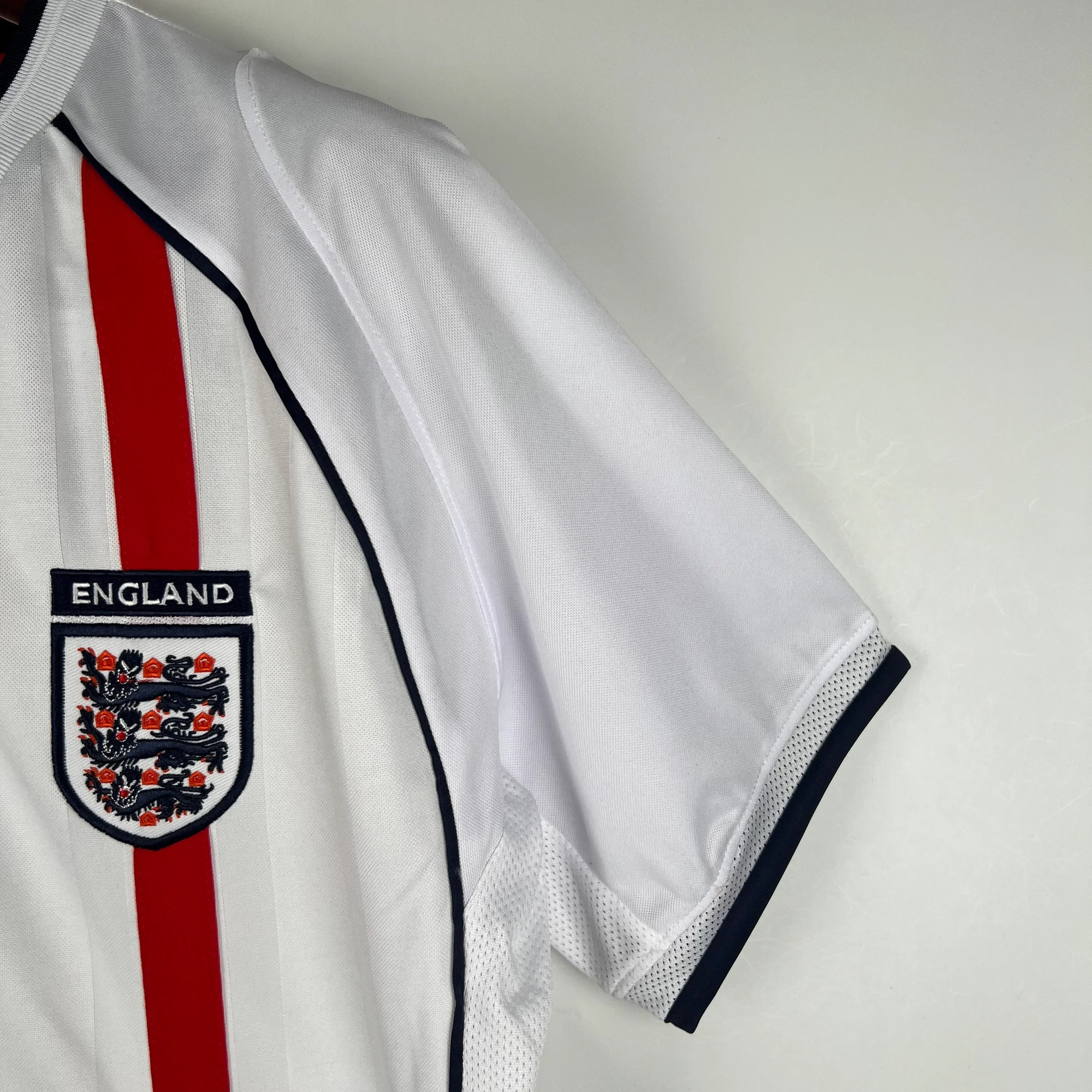 Camiseta Retro Inglaterra 2002 - Fútbol Club Vintage