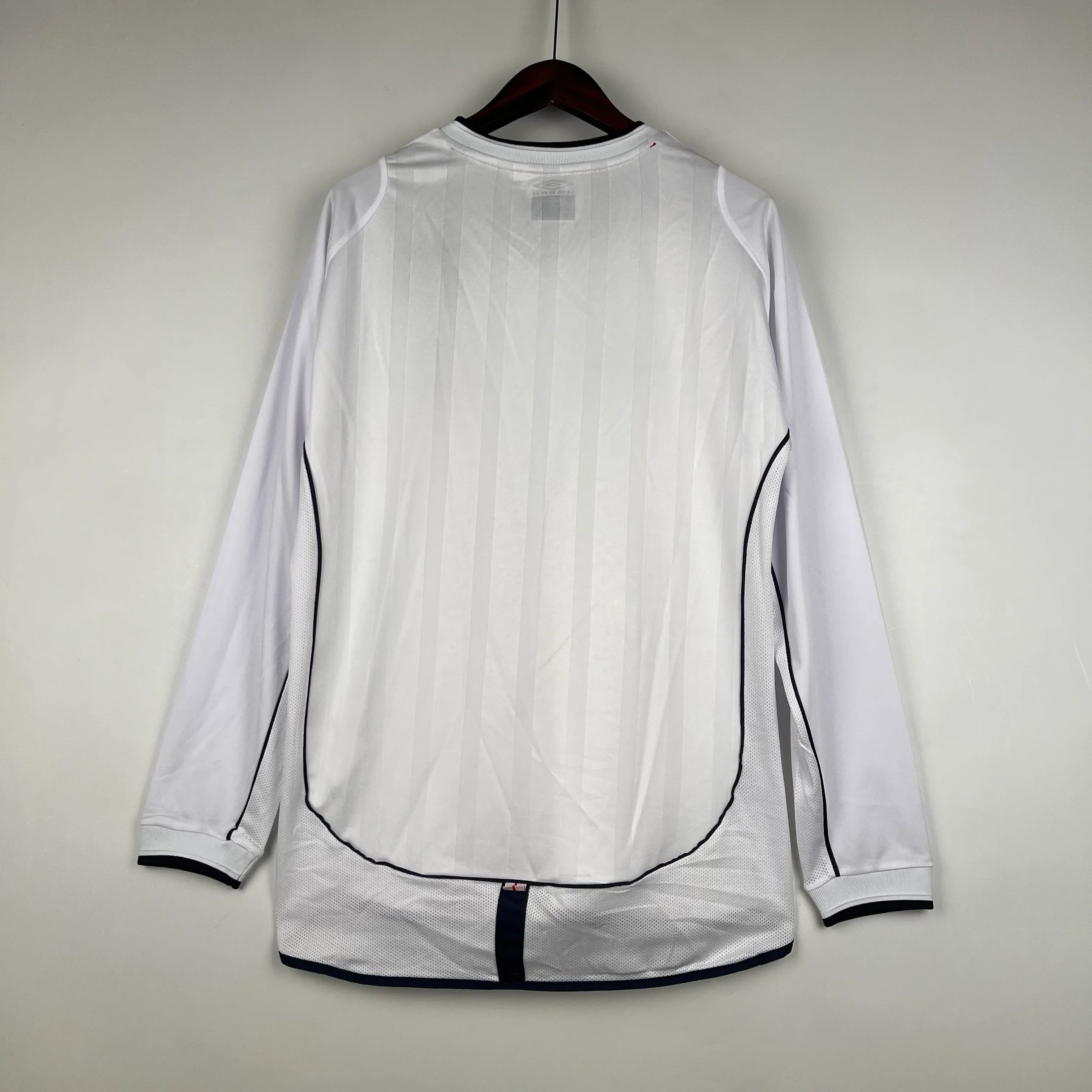 Camiseta Retro Inglaterra Mangas Largas 2002 - Fútbol Club Vintage