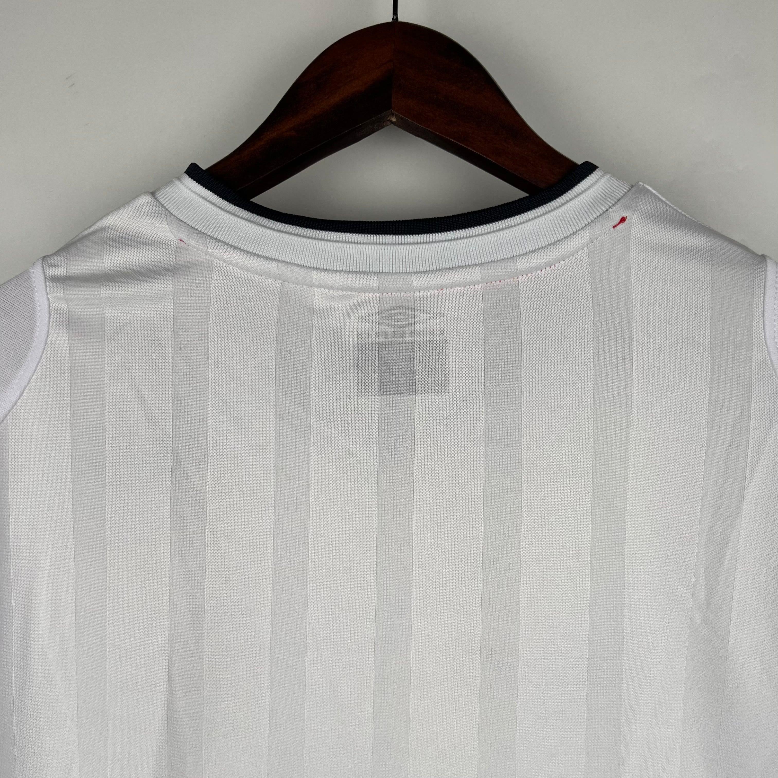 Camiseta Retro Inglaterra Mangas Largas 2002 - Fútbol Club Vintage