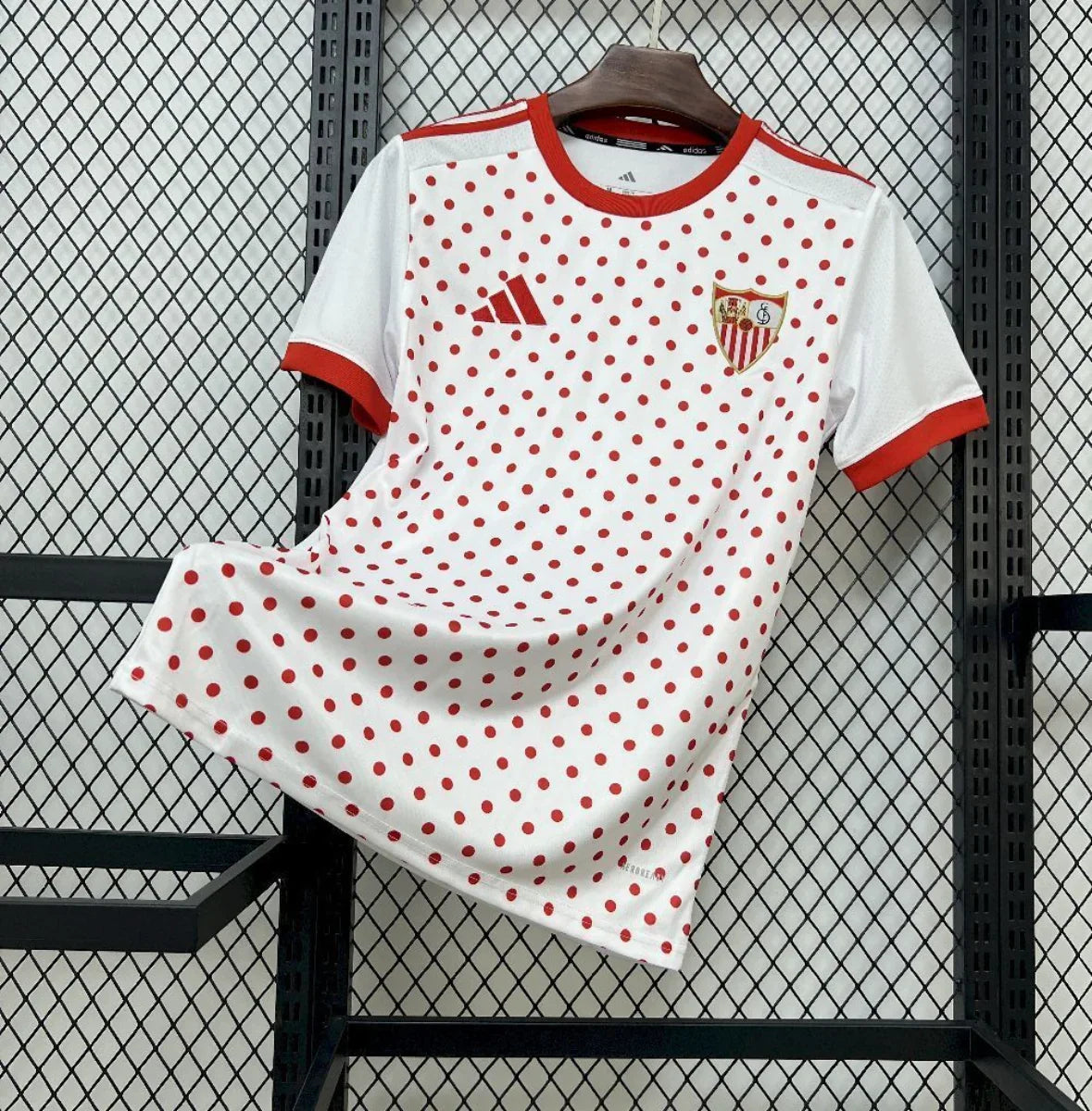 Camiseta Sevilla FC prematch 2025-26 - Fútbol Club Vintage