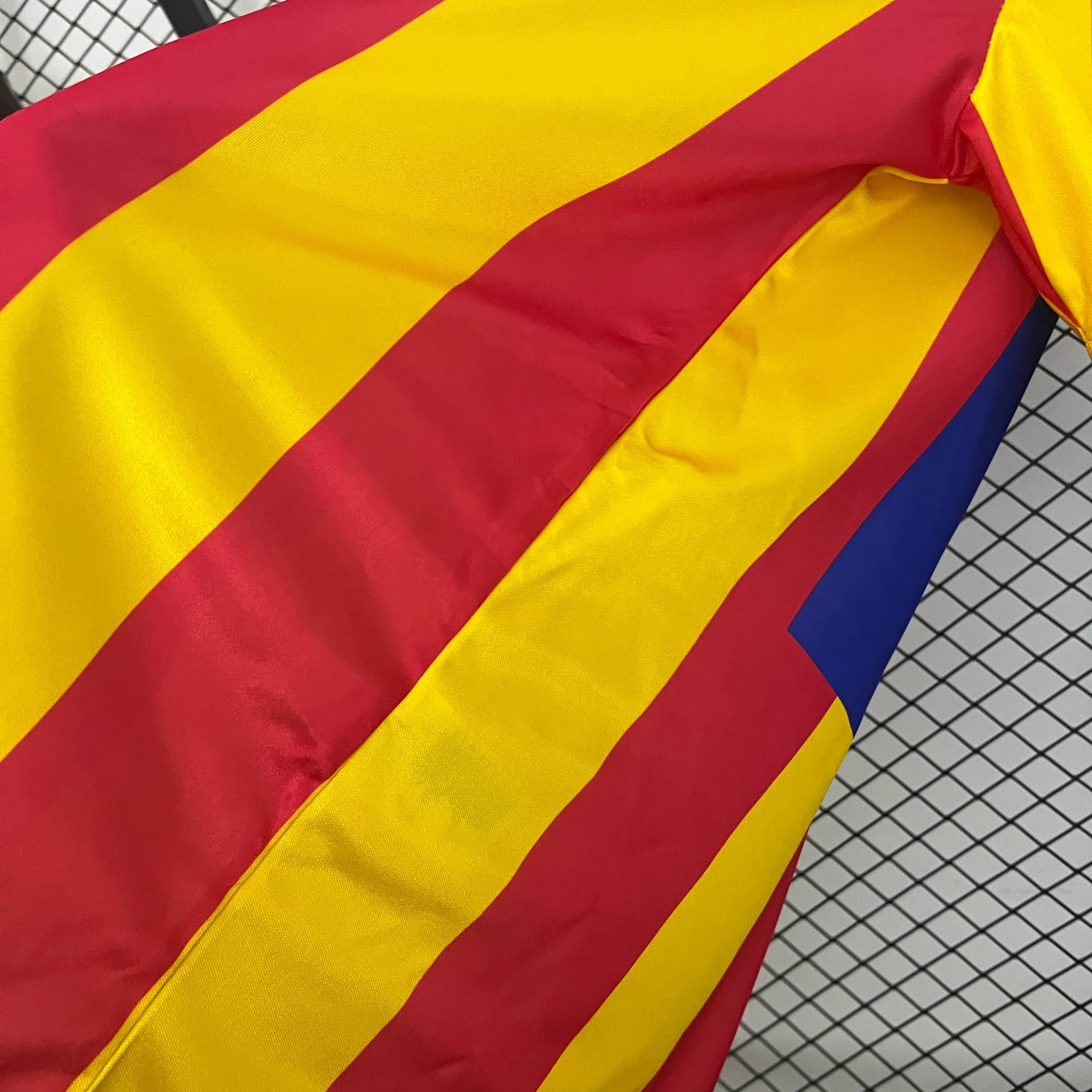 Camiseta Retro Valencia 1980-82 - Fútbol Club Vintage