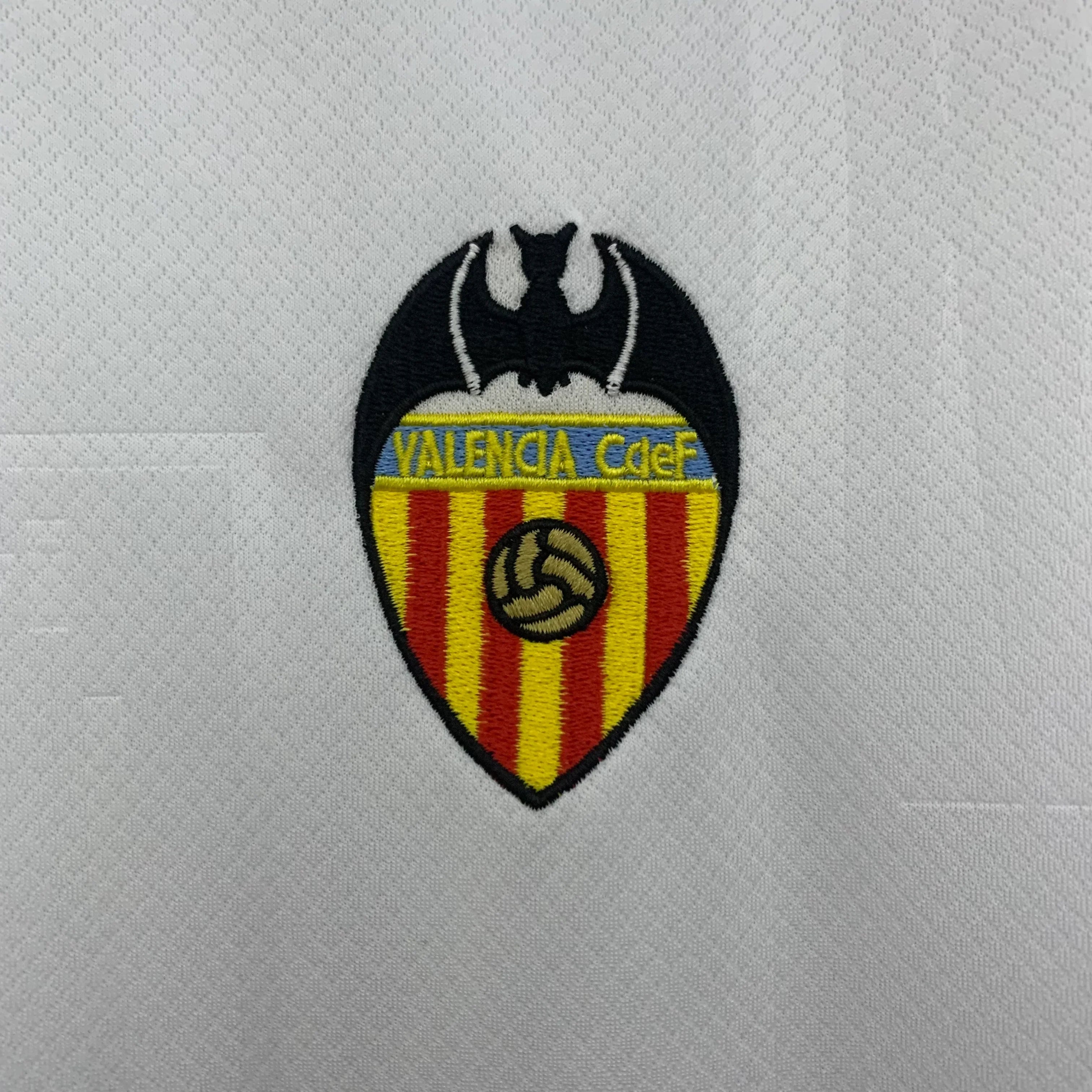 Camiseta Retro Valencia 1996-97 - Fútbol Club Vintage