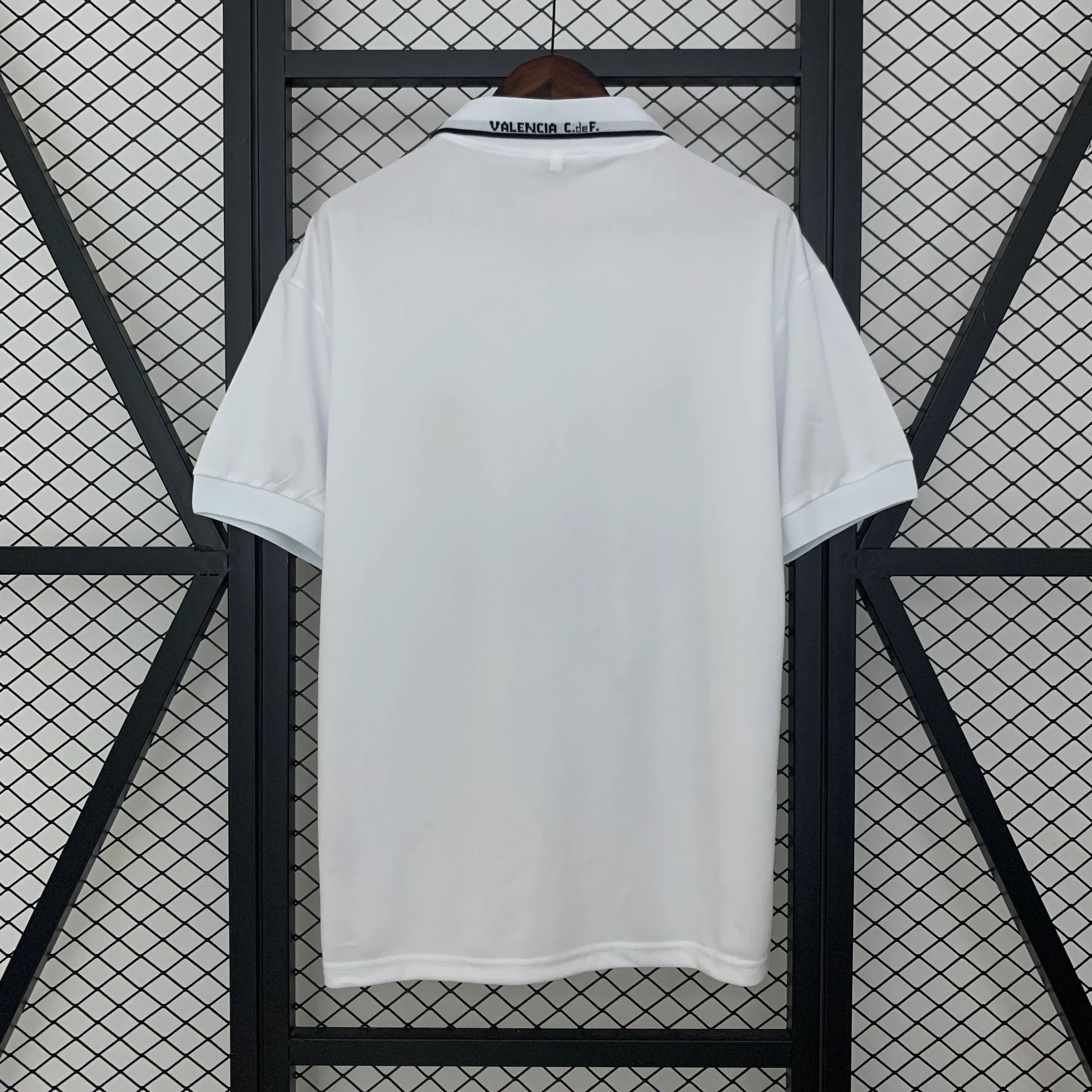 Camiseta Retro Valencia 1996-97 - Fútbol Club Vintage