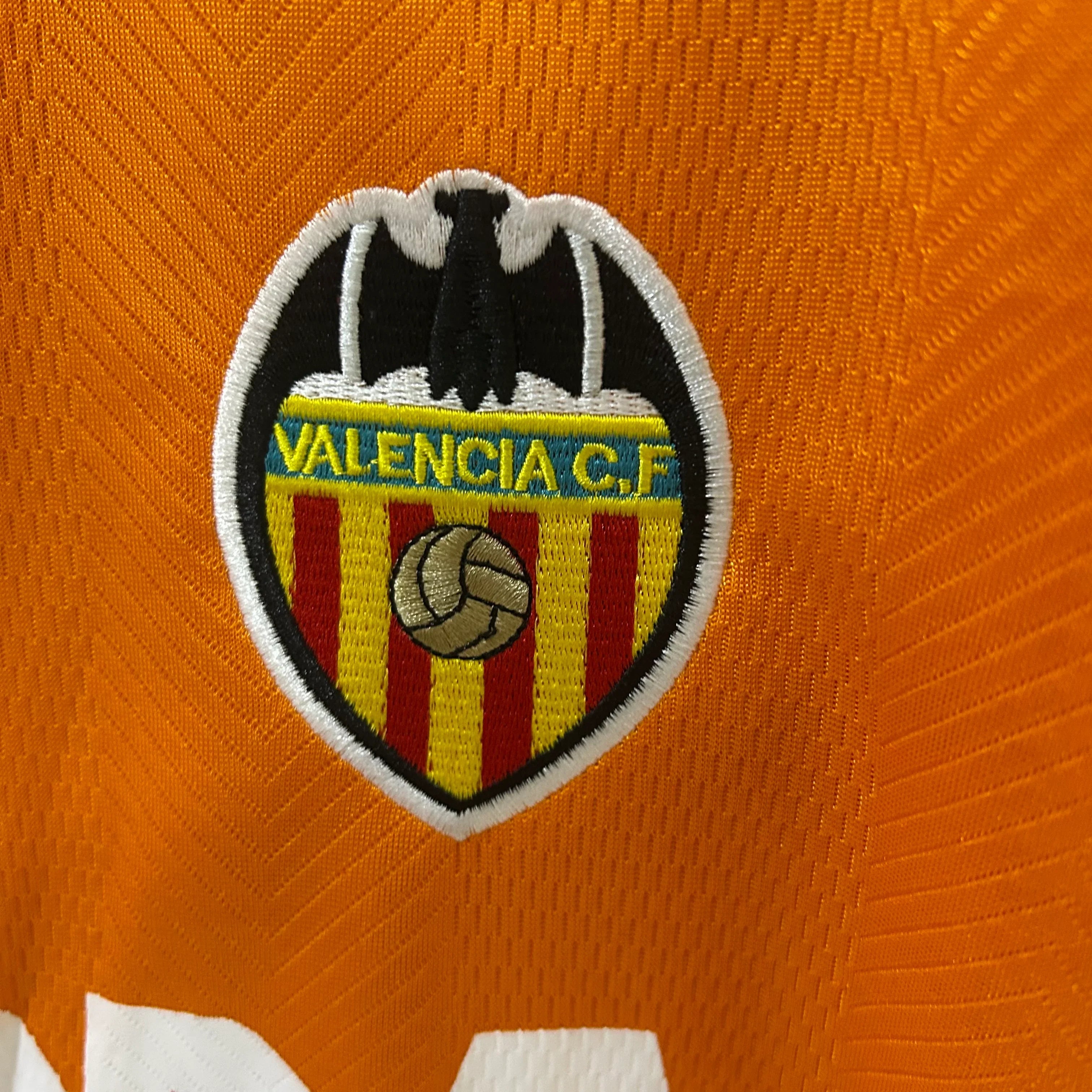 Camiseta Retro Valencia Visitante 1999-00 - Fútbol Club Vintage