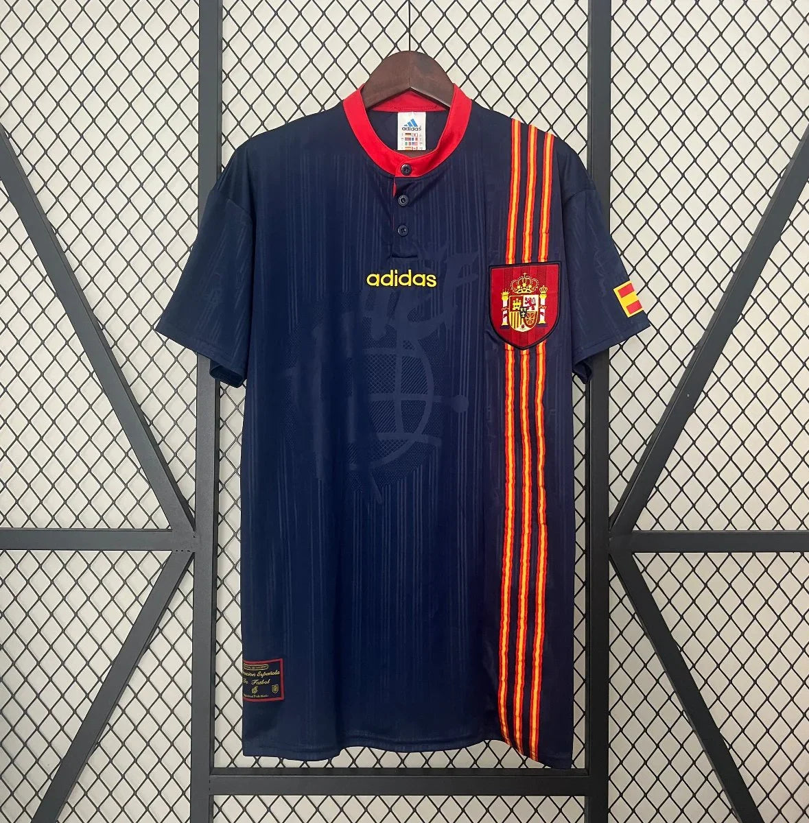 Camiseta Retro España Visitante 1996-98 - Fútbol Club Vintage