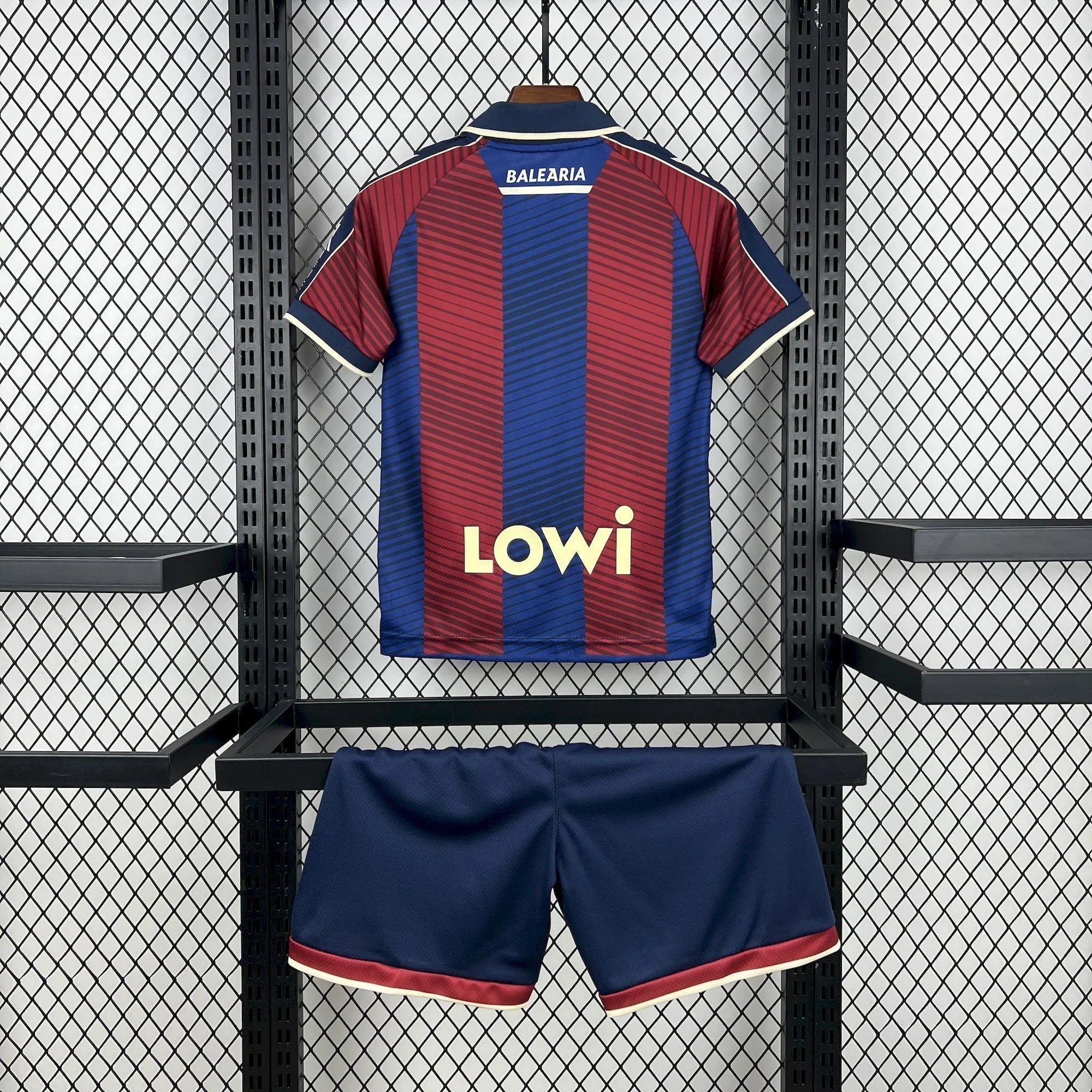 Levante UD Niños 2025-26 - Fútbol Club Vintage