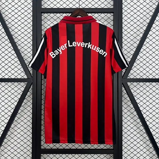 Camiseta retro Bayer Leverkusen 2001-02